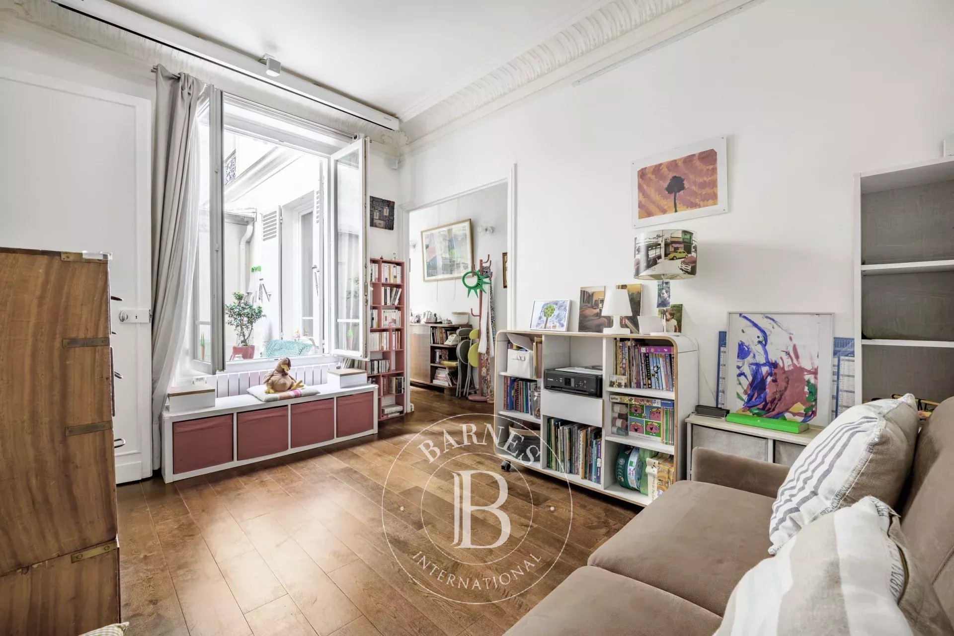 Apartment Paris 75008  -  ref 86541054 (picture 2)