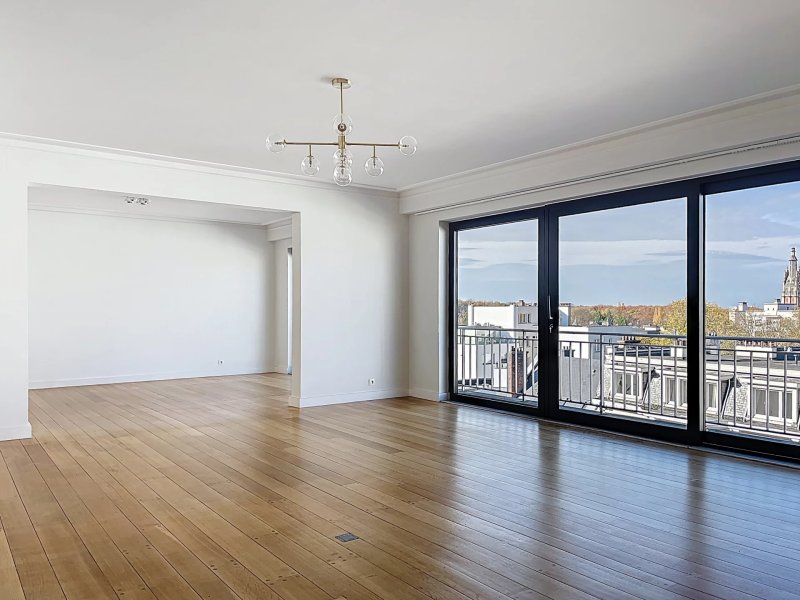 For Rent Apartment | Bruxelles - picture 2