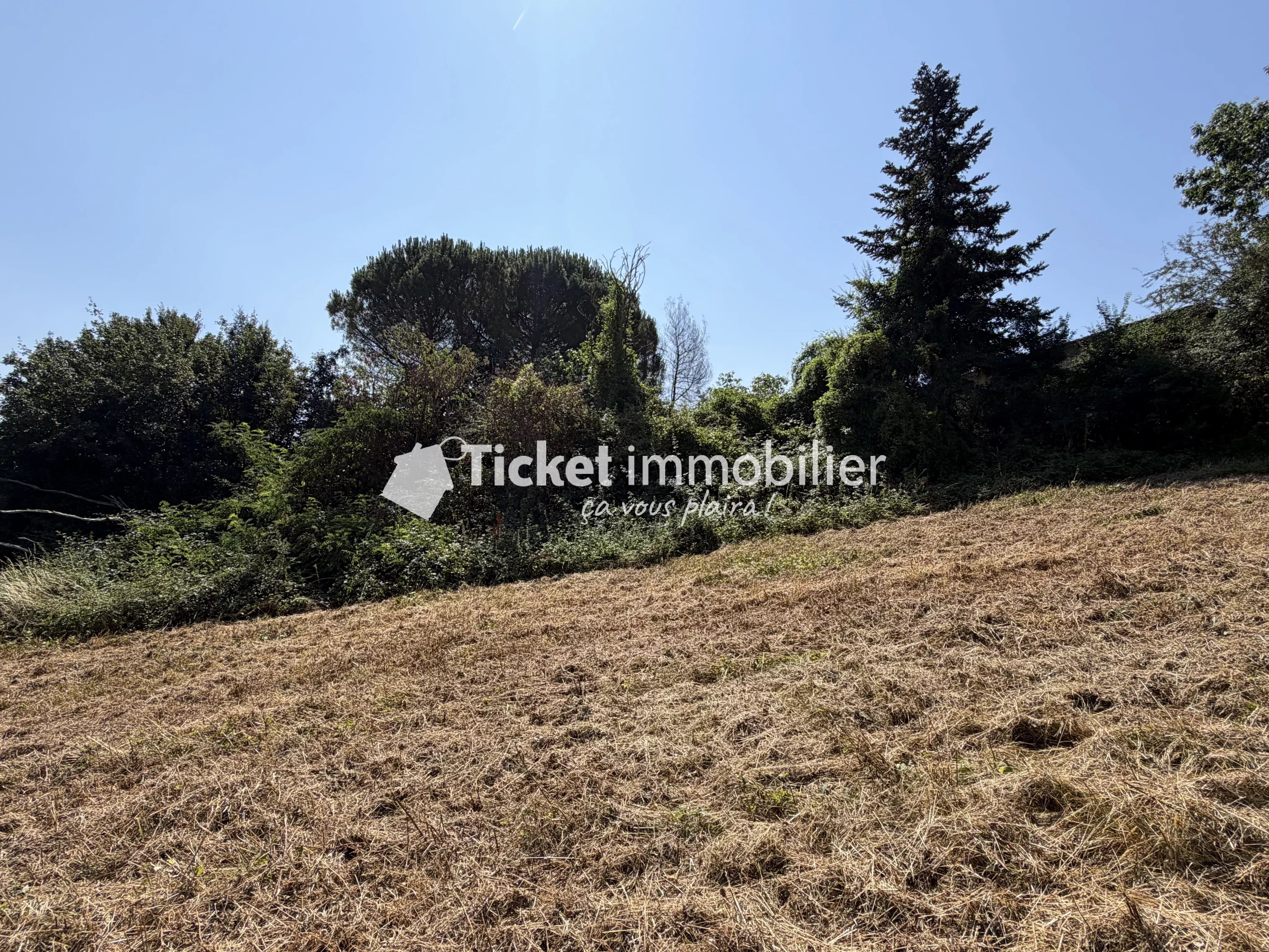 TERRAIN CONSTRUCTIBLE 1163m2 DAUX NON VIABILISE LIBRE DE CONSTRUCTEUR — photo 5