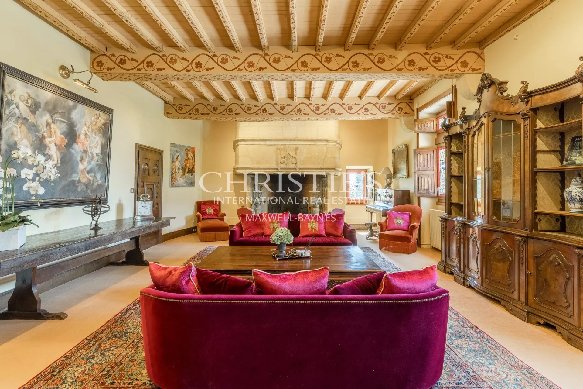 17 Bedroom Chateau's Image 4