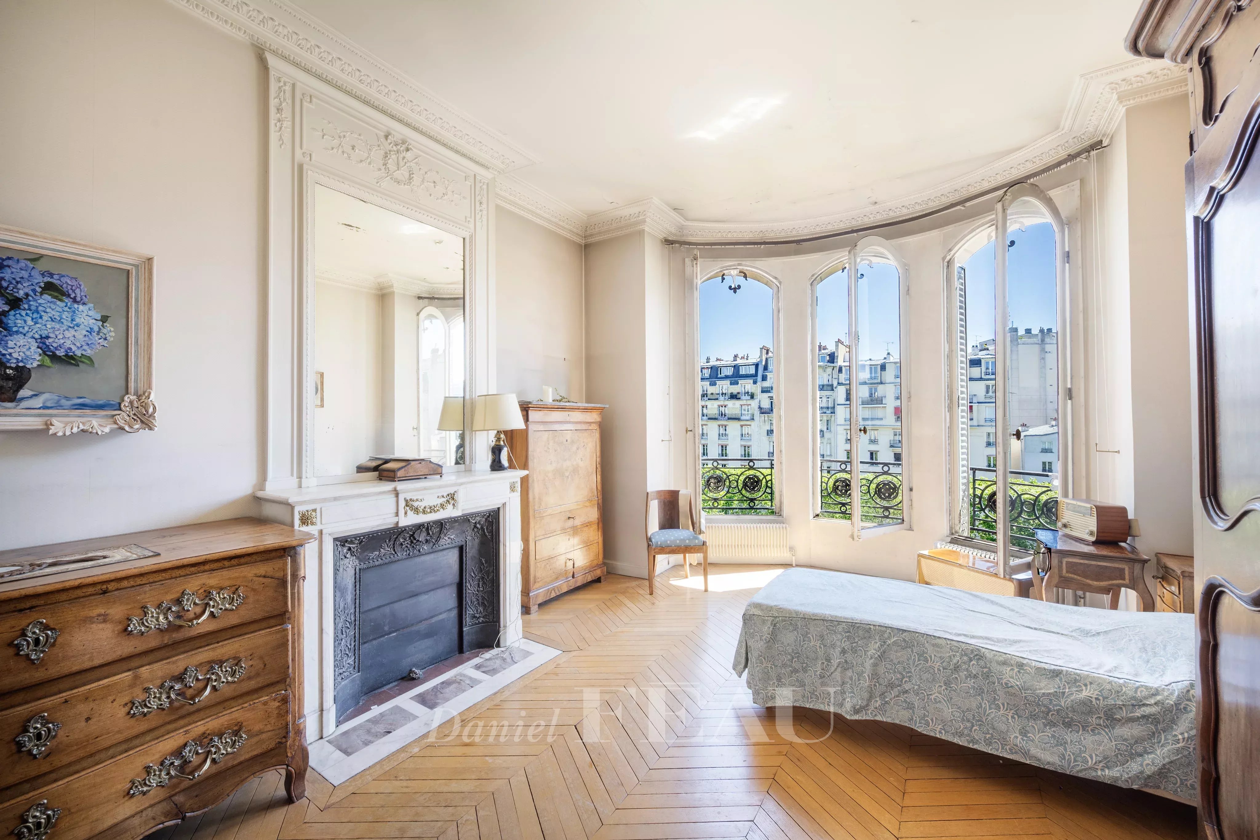 Sale Apartment Paris 7th