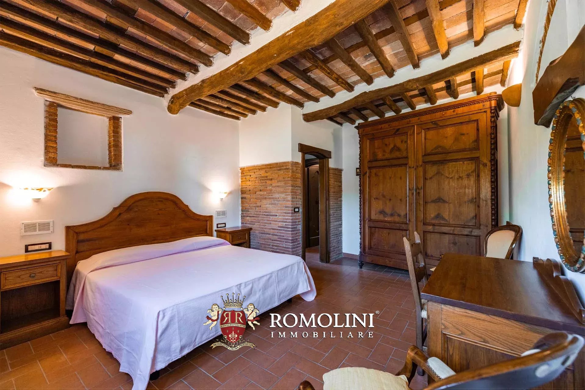 11 Bedroom Villa/Townhouse's Image 75