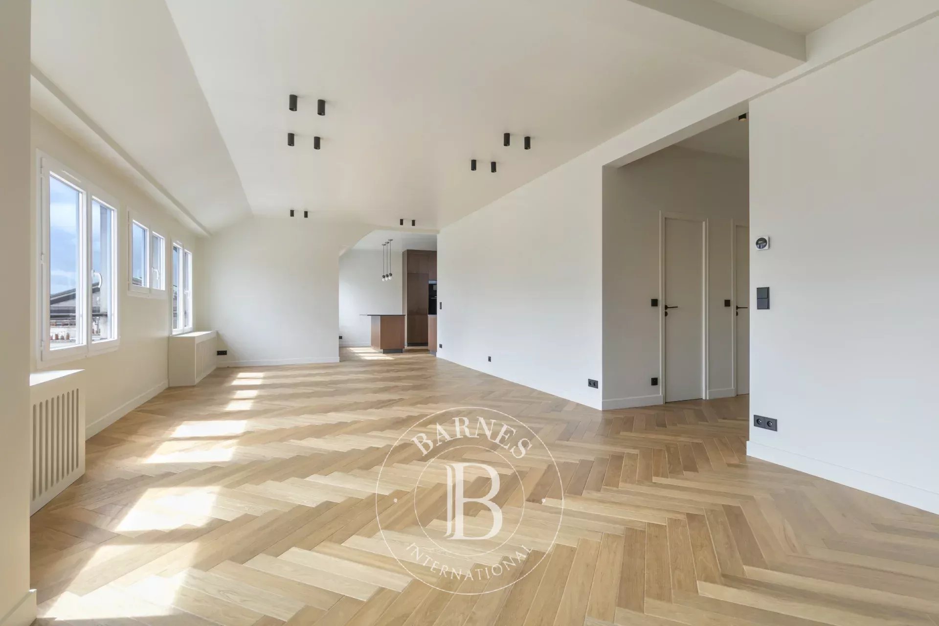 Paris  - Apartment 4 Bedrooms - picture 6
