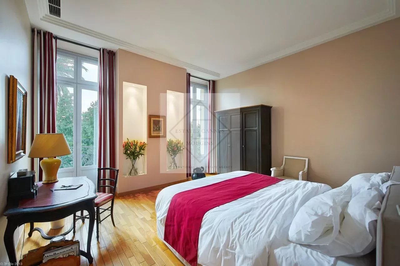 Villa Belle Époque à Louer — photo 15