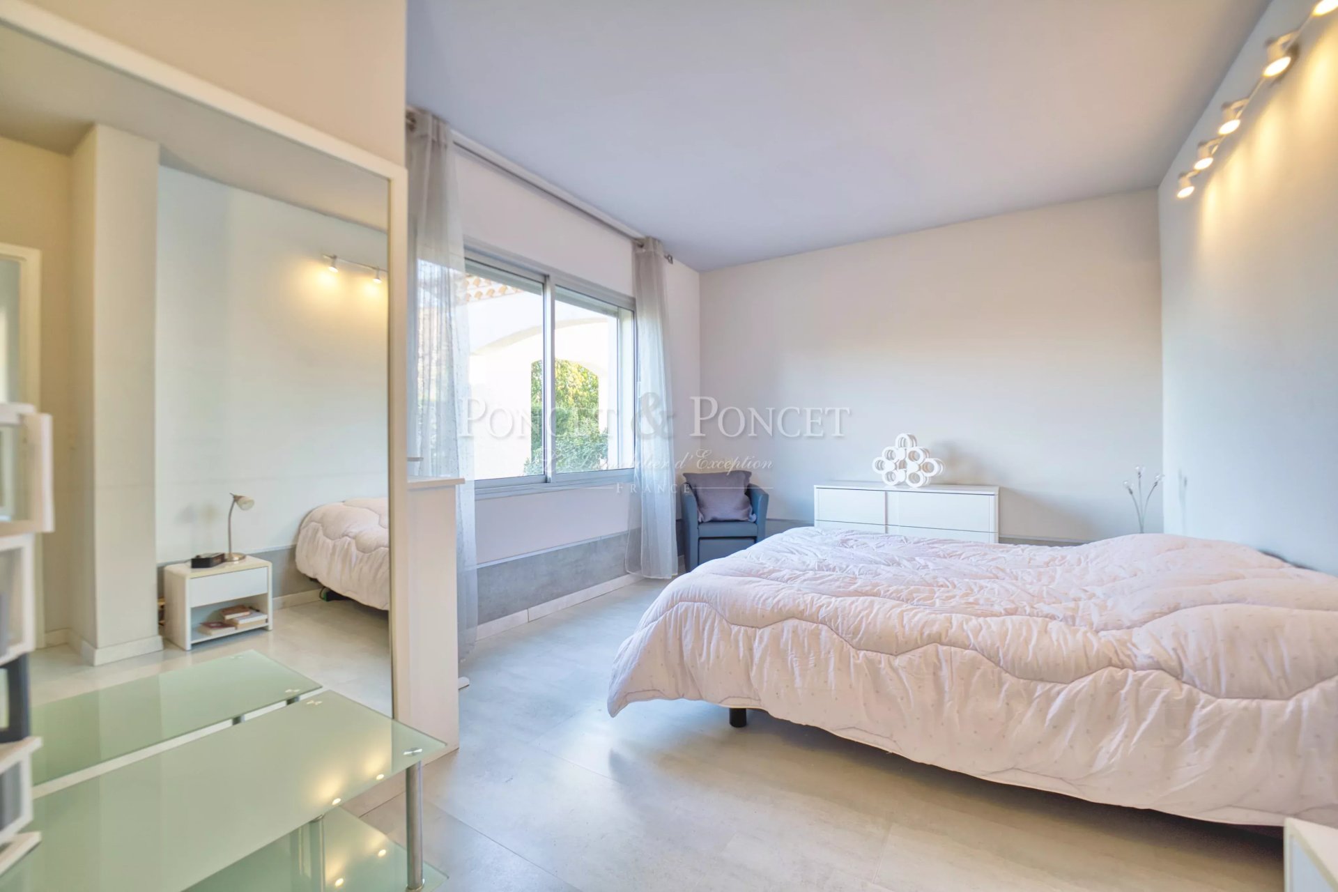 4 Bedroom Villa/Townhouse's Image 10