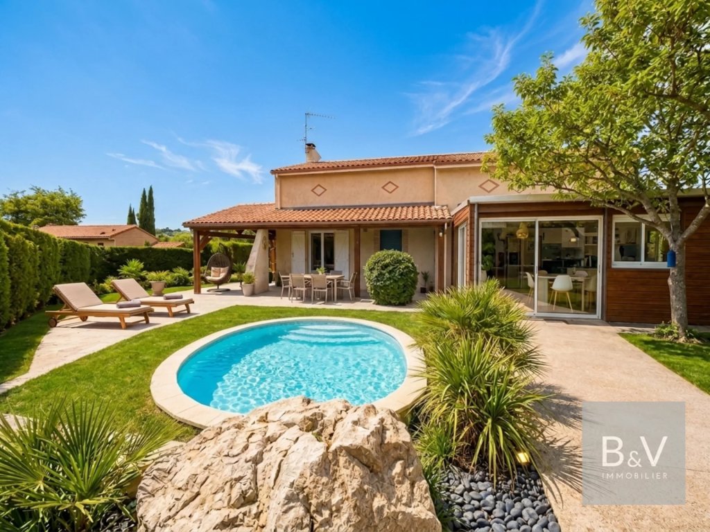 Villa for sale in Saint Orens de Gameville — Family villa of 156 m² with swimming pool, not overlooked – 15 minutes from Toulouse
