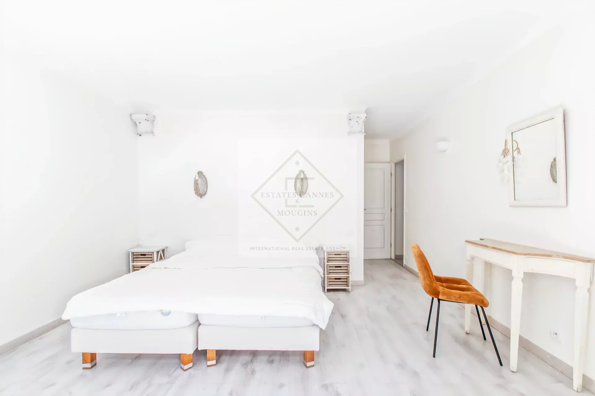 VUE MER PANORAMIQUE – UNE OPPORTUNITÉ RARE AUX PORTES DE CANNES — photo 5