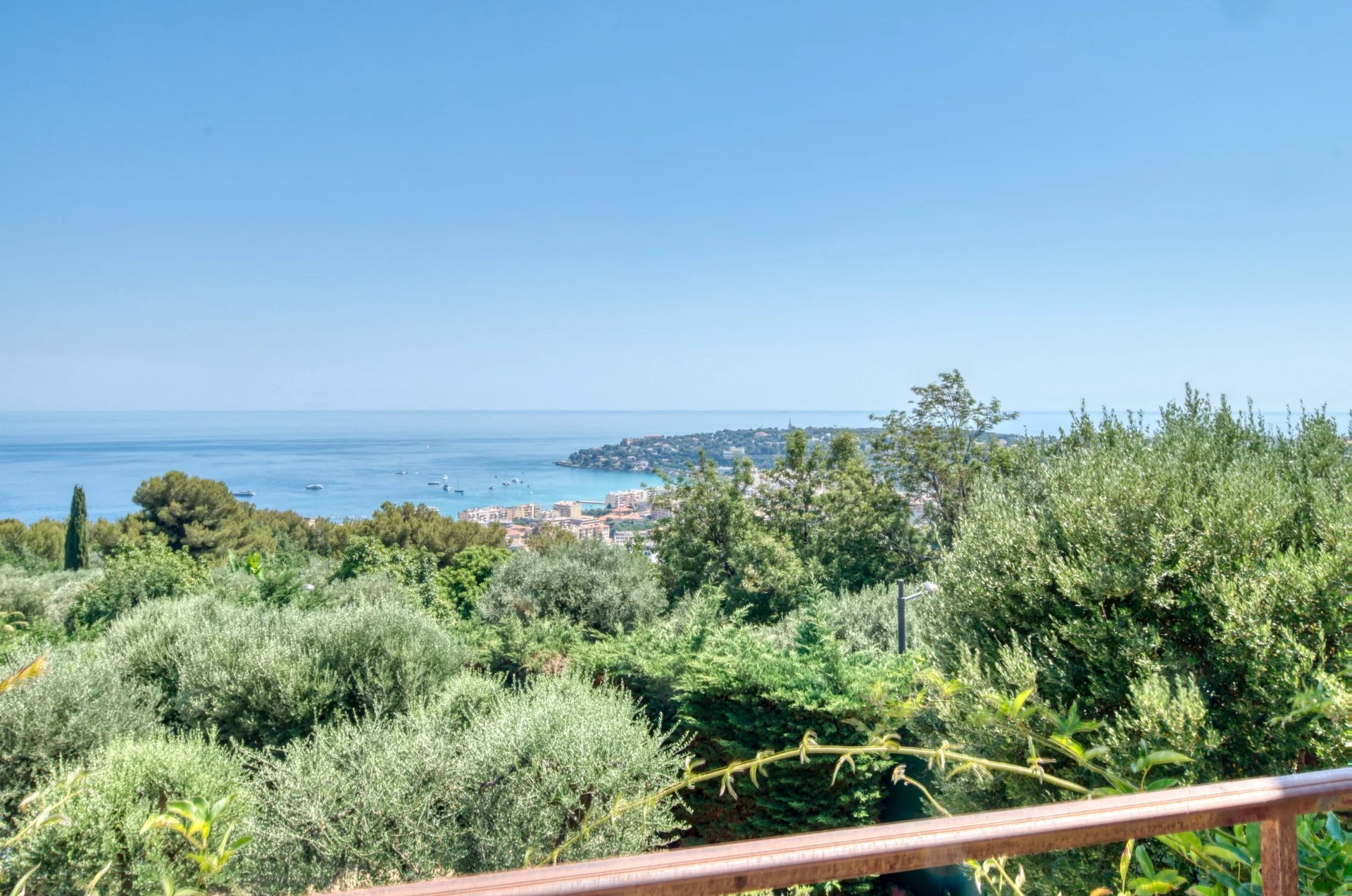 MENTON – VILLA SERRES DE LA MADONE PISCINE