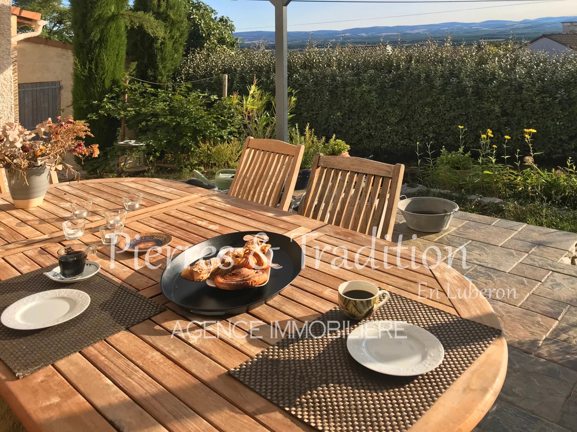 Agence immobilière de Pierres et Tradition en Luberon Apt