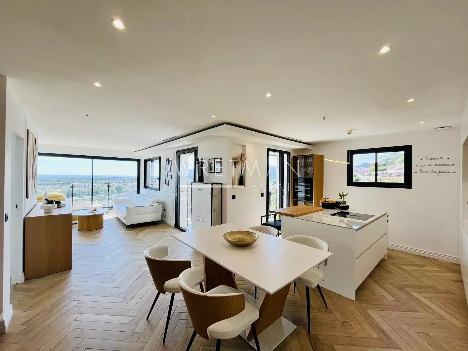 Appartement 4 pièces en duplex avec vue mer panoramique – Mandelieu-la-Napoule