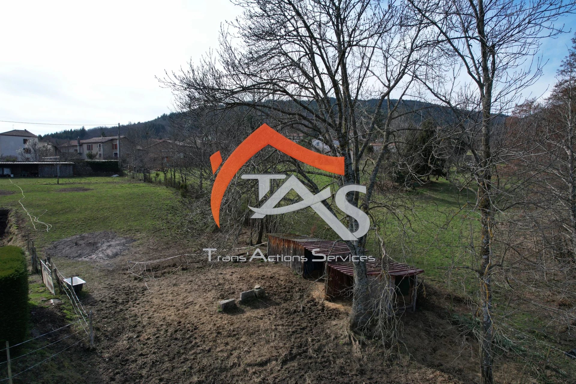 Parking à vendre, 1400 m², Roisey