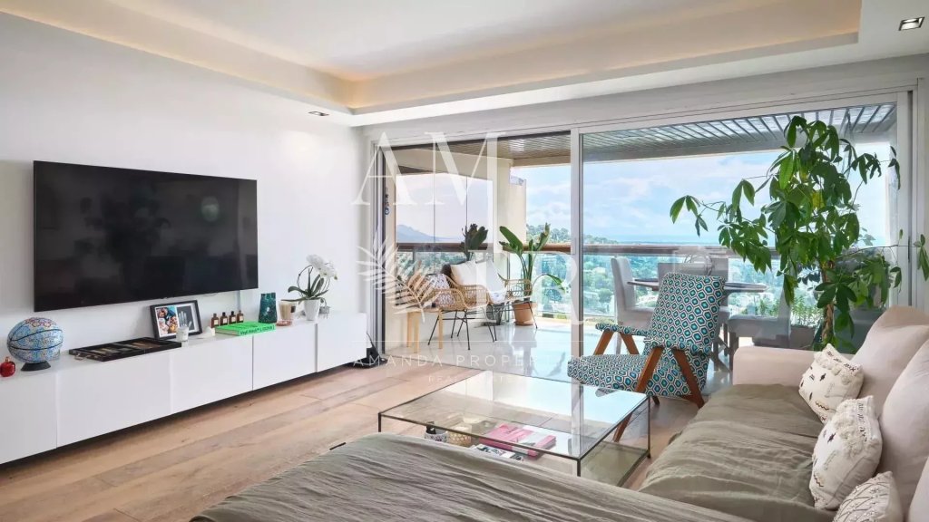 Apartment for sale in Le Cannet — Luxury Sea View Apartment in Le Cannet | Panoramic Cannes Bay Vista