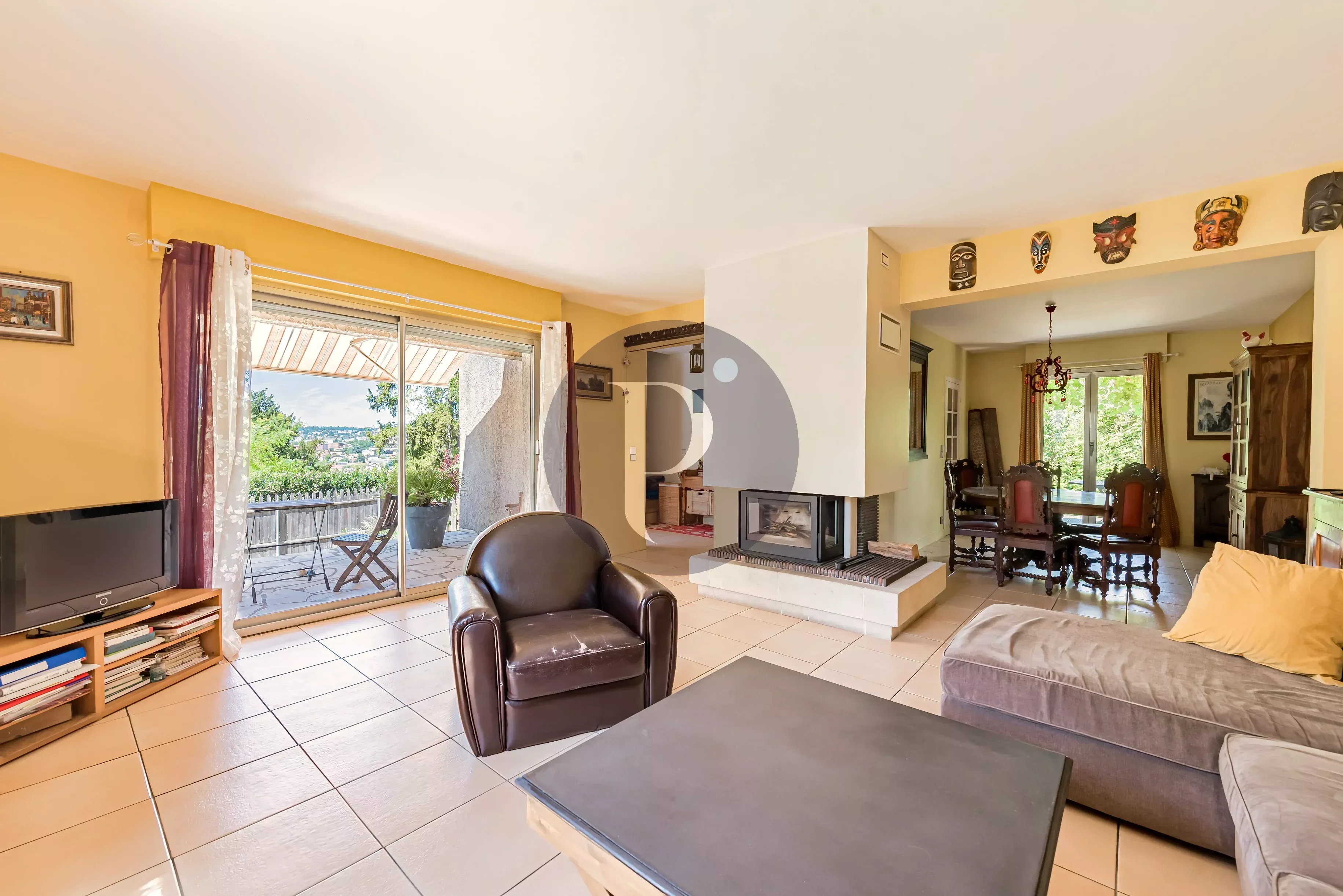 vente-maison-6-pieces-lhay-les-roses-87168466