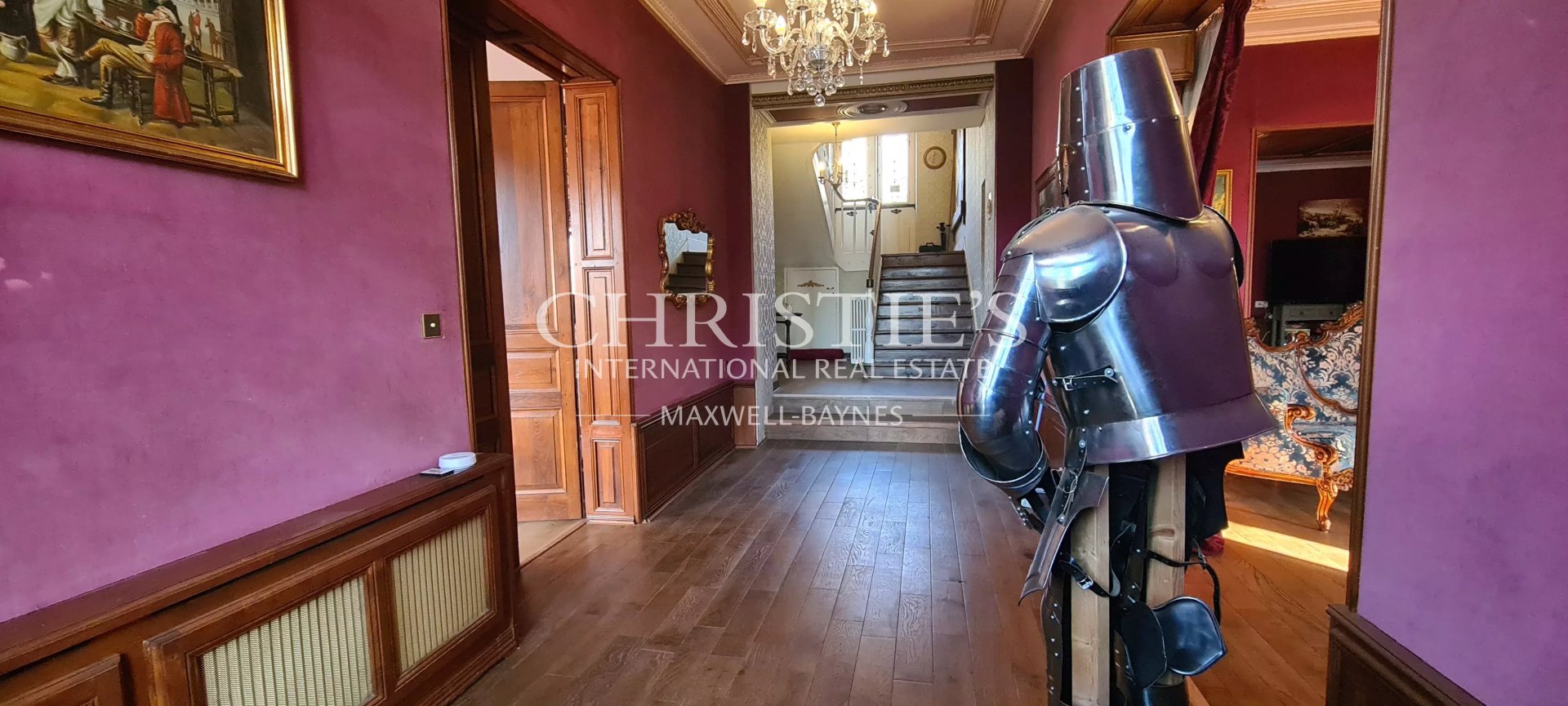 10 Bedroom Chateau's Image 30