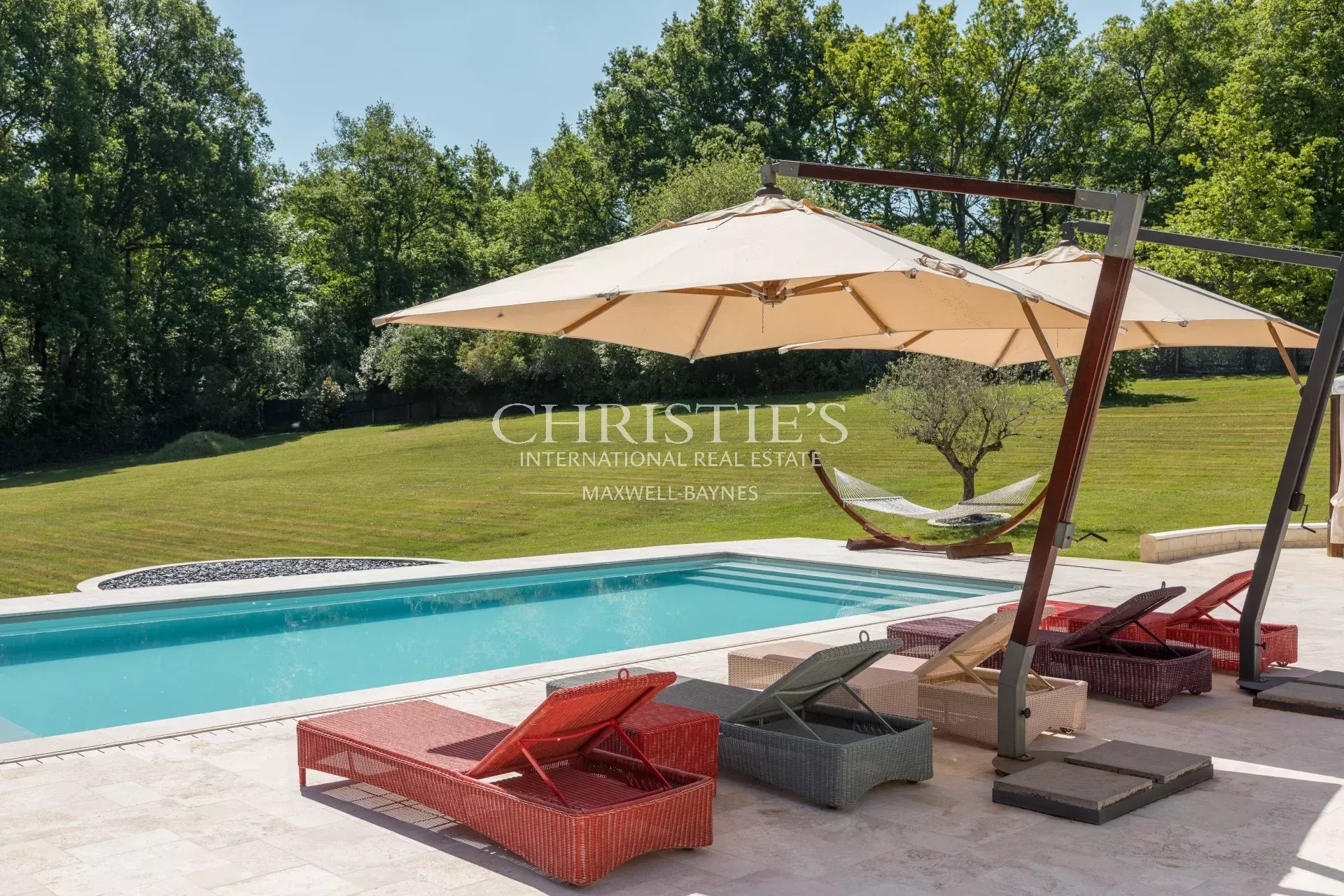 4 Bedroom Villa/Townhouse's Image 21