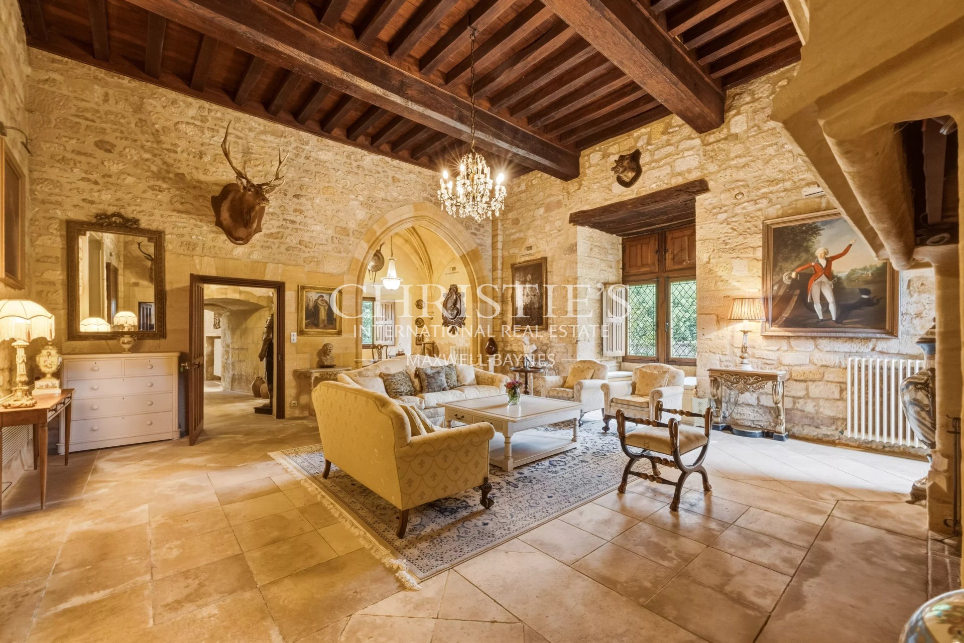 10 Bedroom Chateau's Image 5