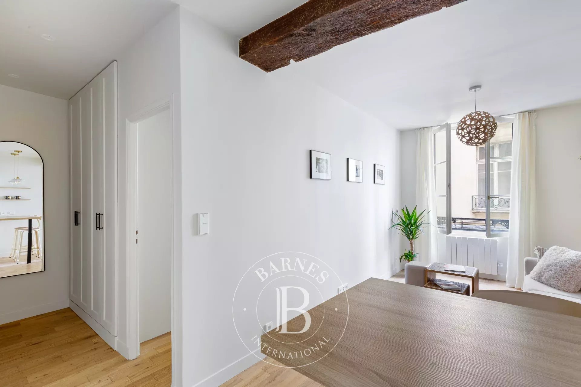 Daire Paris 3ème - picture 6