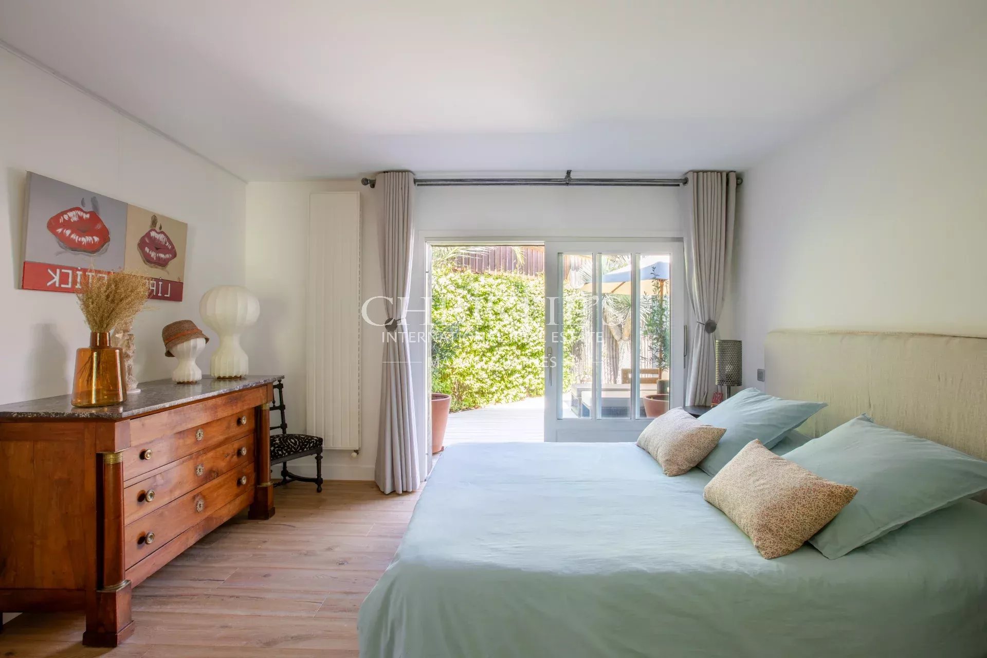 5 Bedroom Villa/Townhouse's Image 4