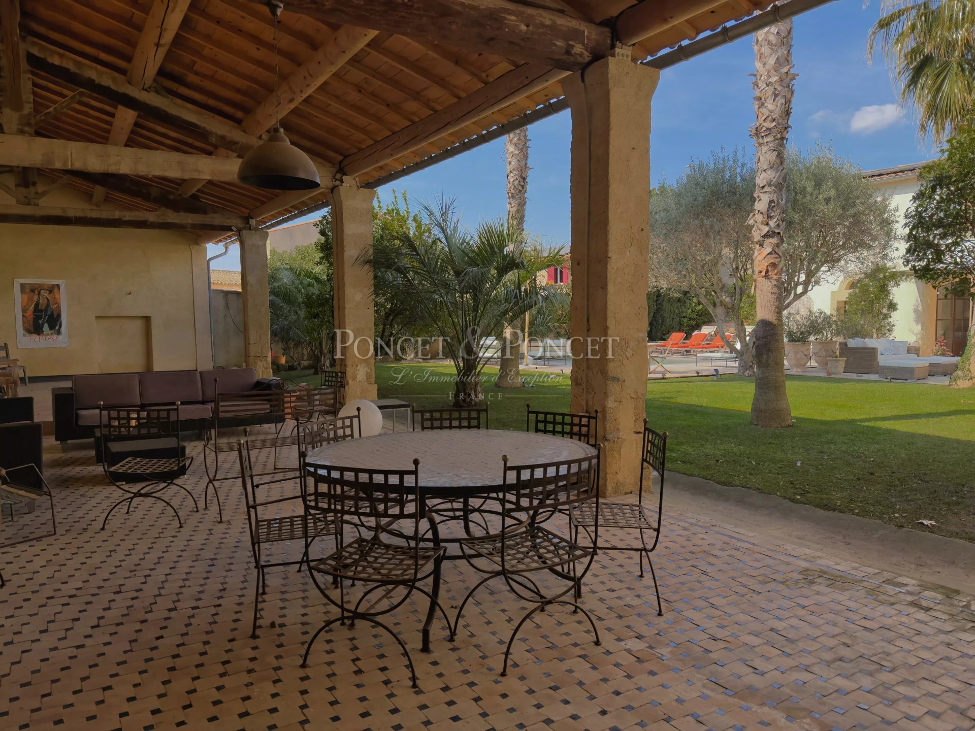 7 Bedroom Villa/Townhouse's Image 7