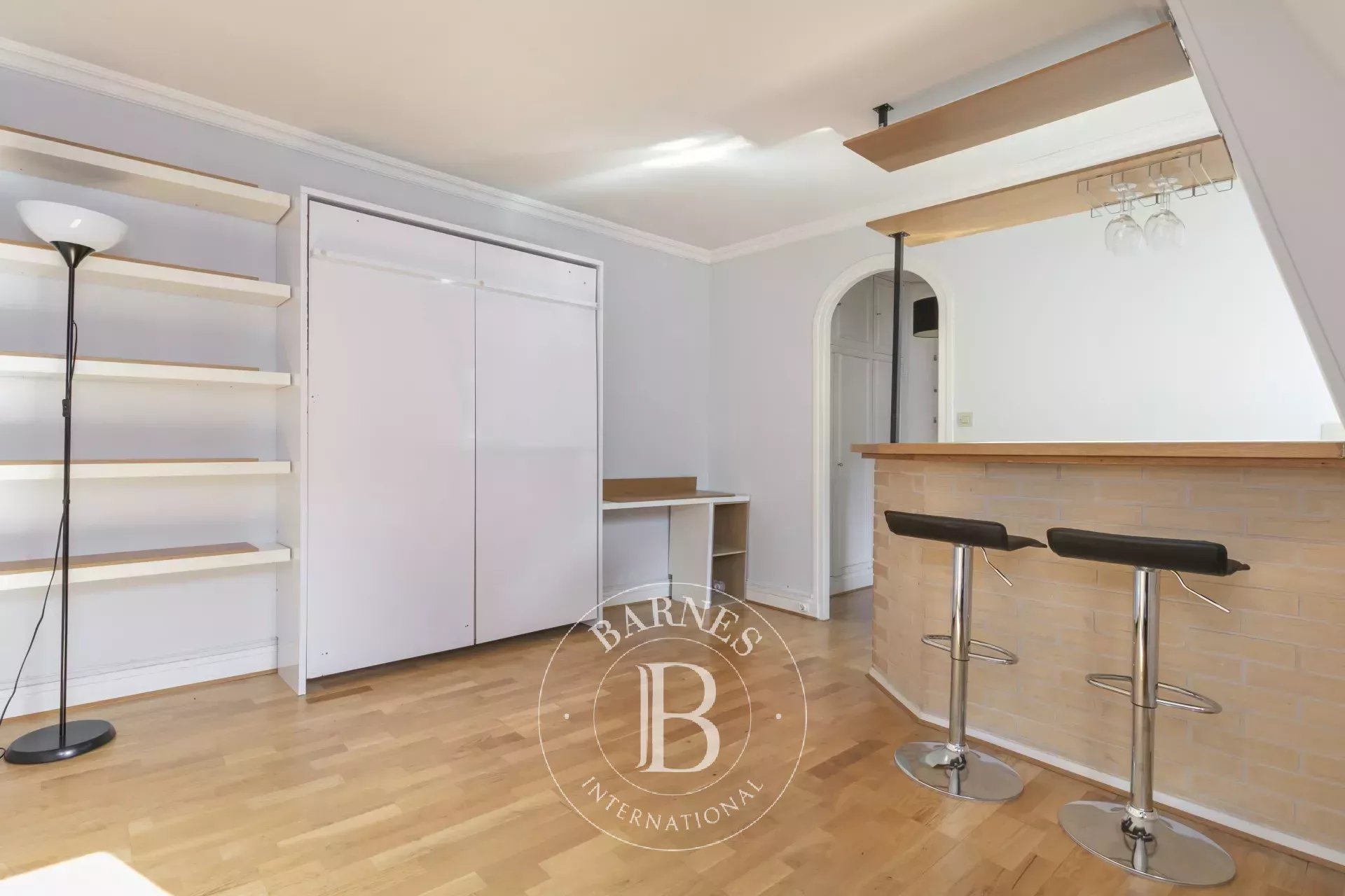 Daire Paris 8ème - picture 4