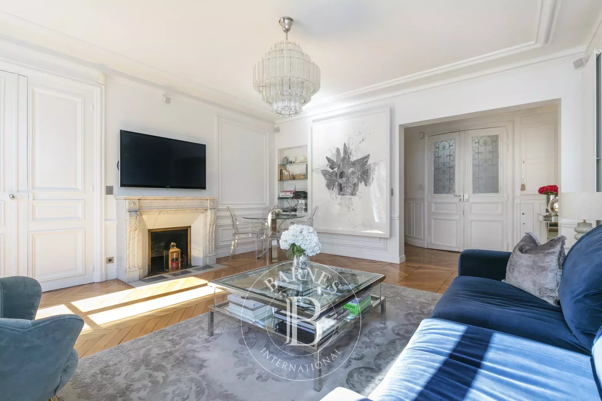 Exclusivity - Paris 8th Etoile Hoche - Apartment on the 4th floor with balcony facing South West - 2 or 3 bedrooms - picture 4
