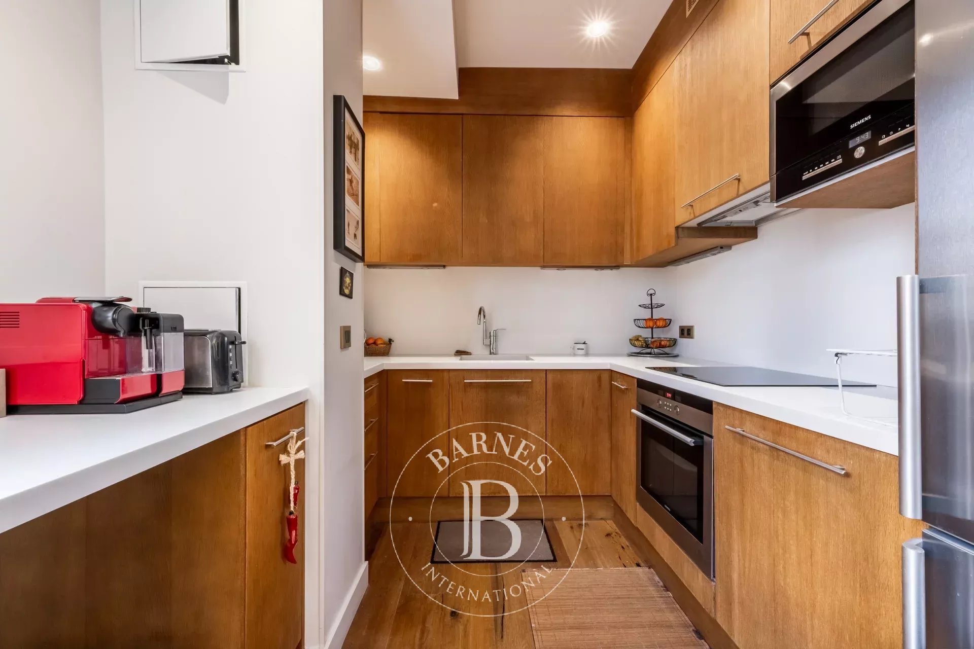 Paris 16 - Avenue Foch - 2 bedrooms - Terrace and unobstructed view - picture 6