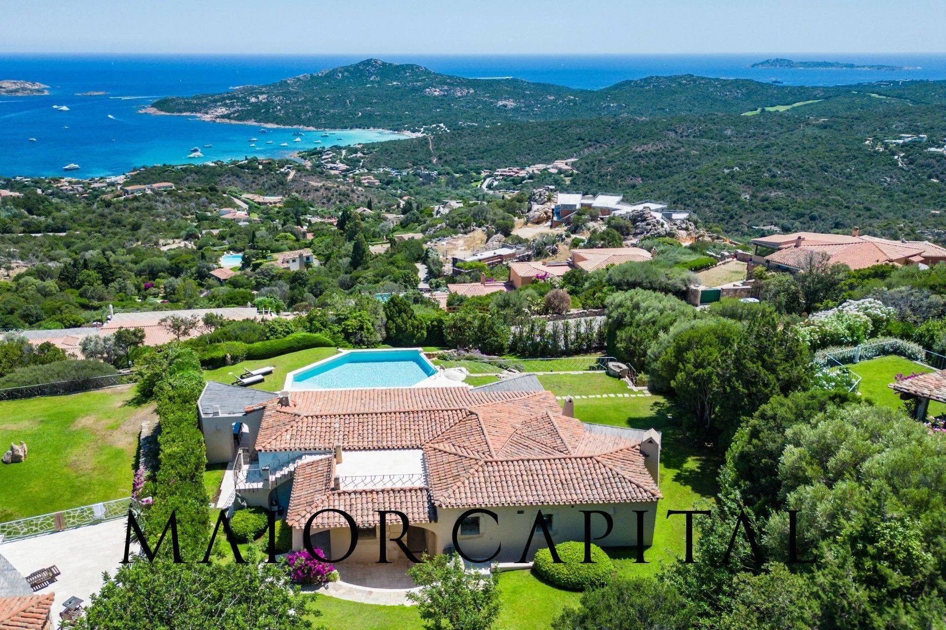 Pantogia: villa panoramica con splendida vista mare