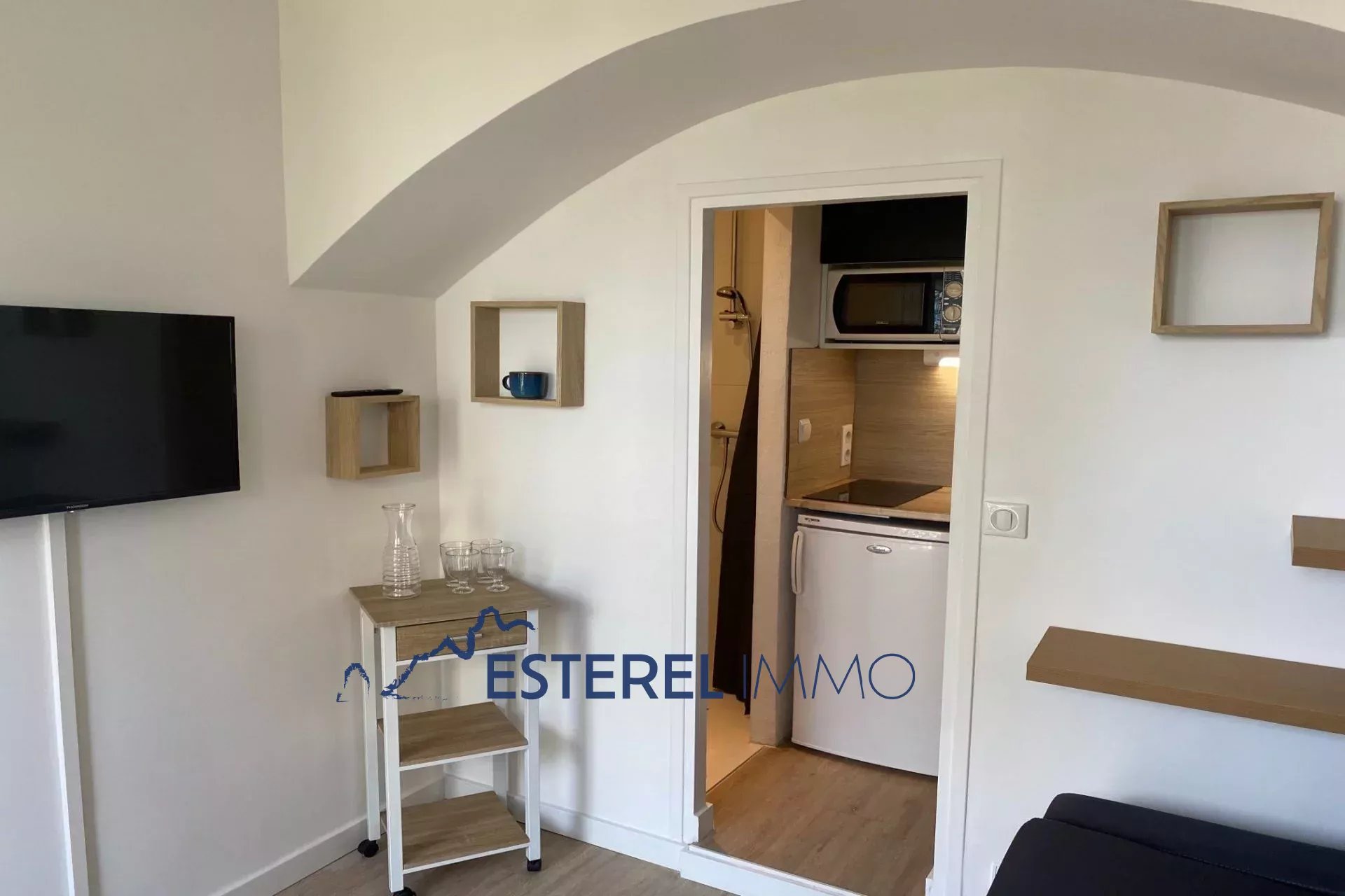Studio à Port-la-Galère — référence 85954706