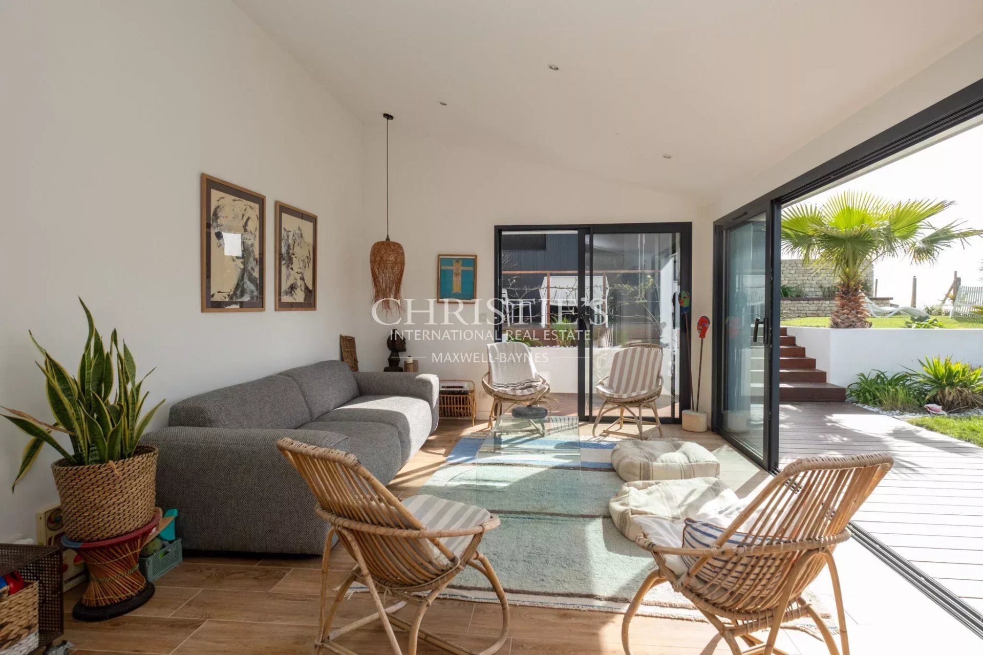 4 Bedroom Villa/Townhouse's Image 11