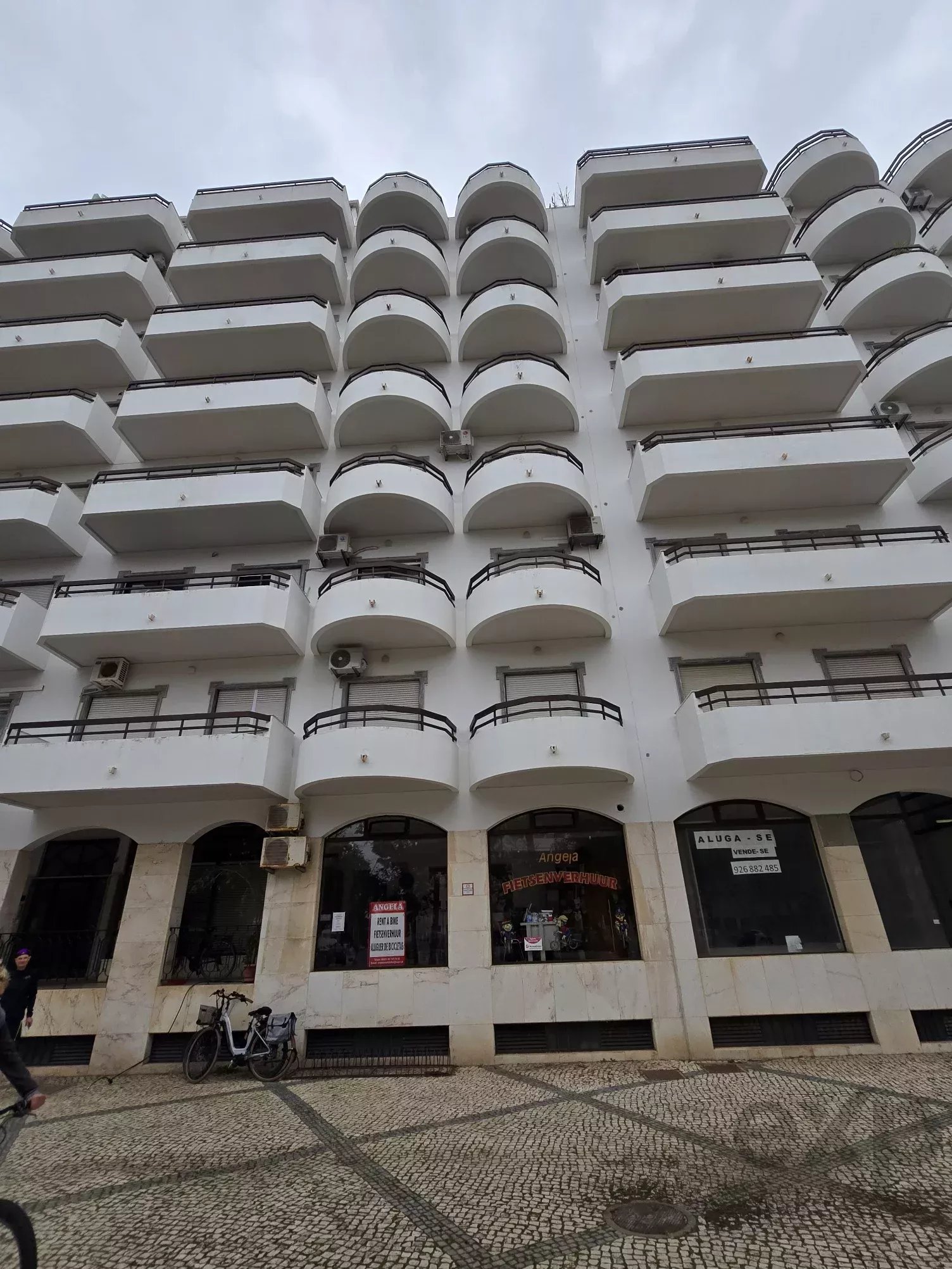 Store with 72sqm in Monte Gordo 8900-111 image 13