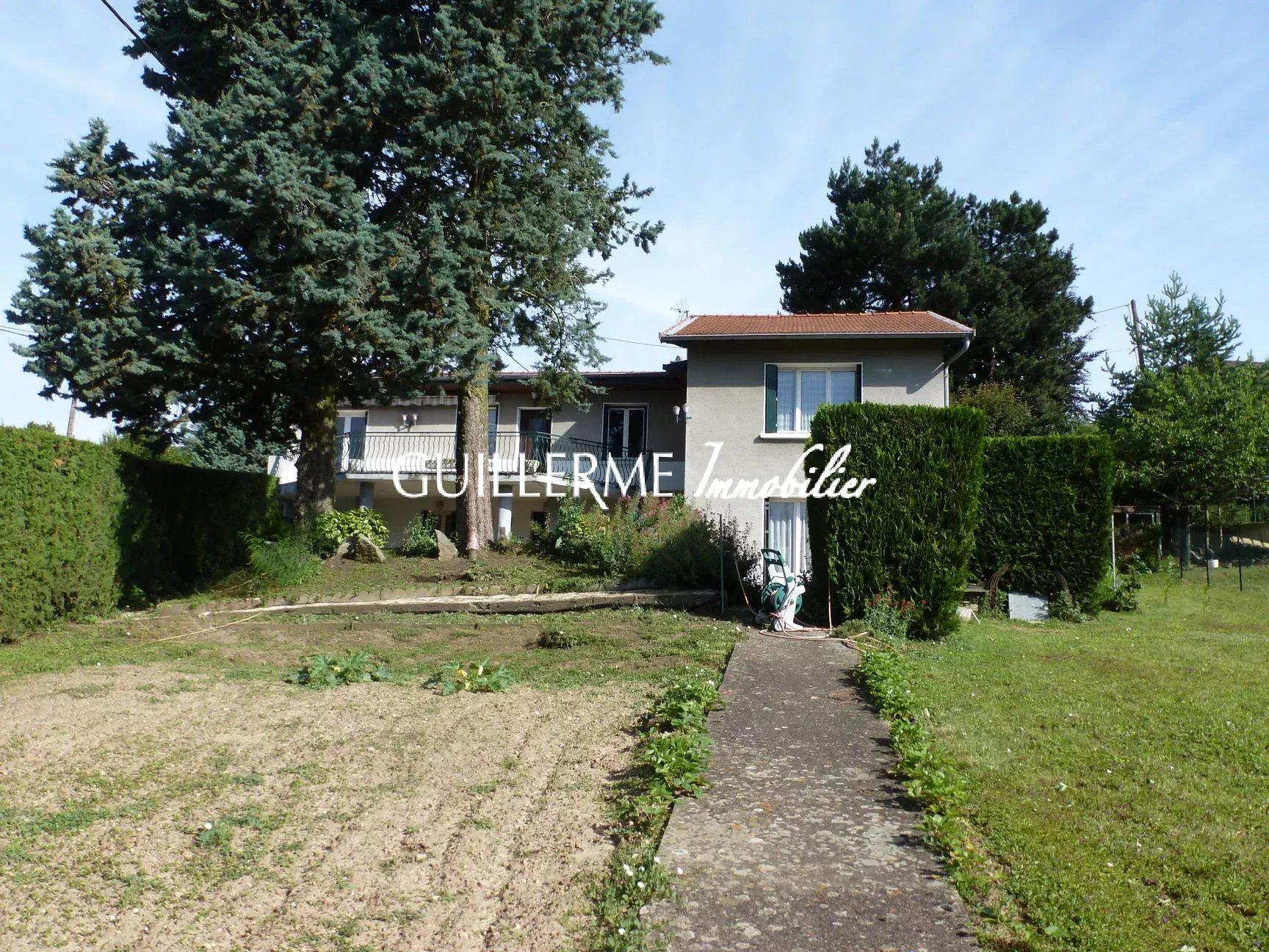 MAISON A RENOVER DE 150MÂ²