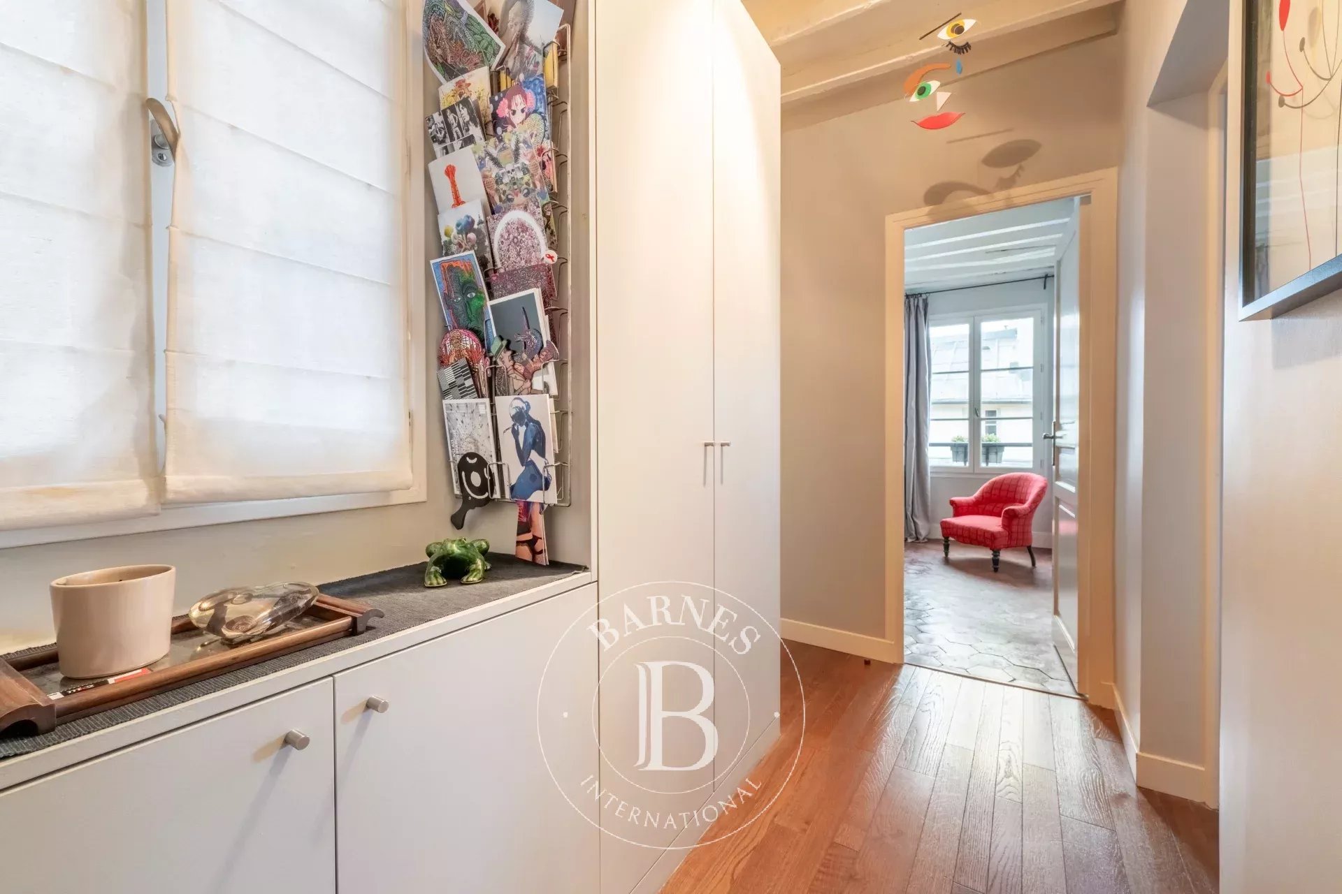 Daire Paris 3ème - picture 17