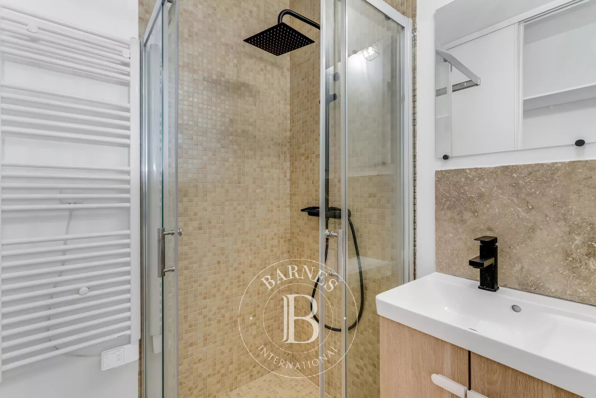 Daire Cogolin - picture 5