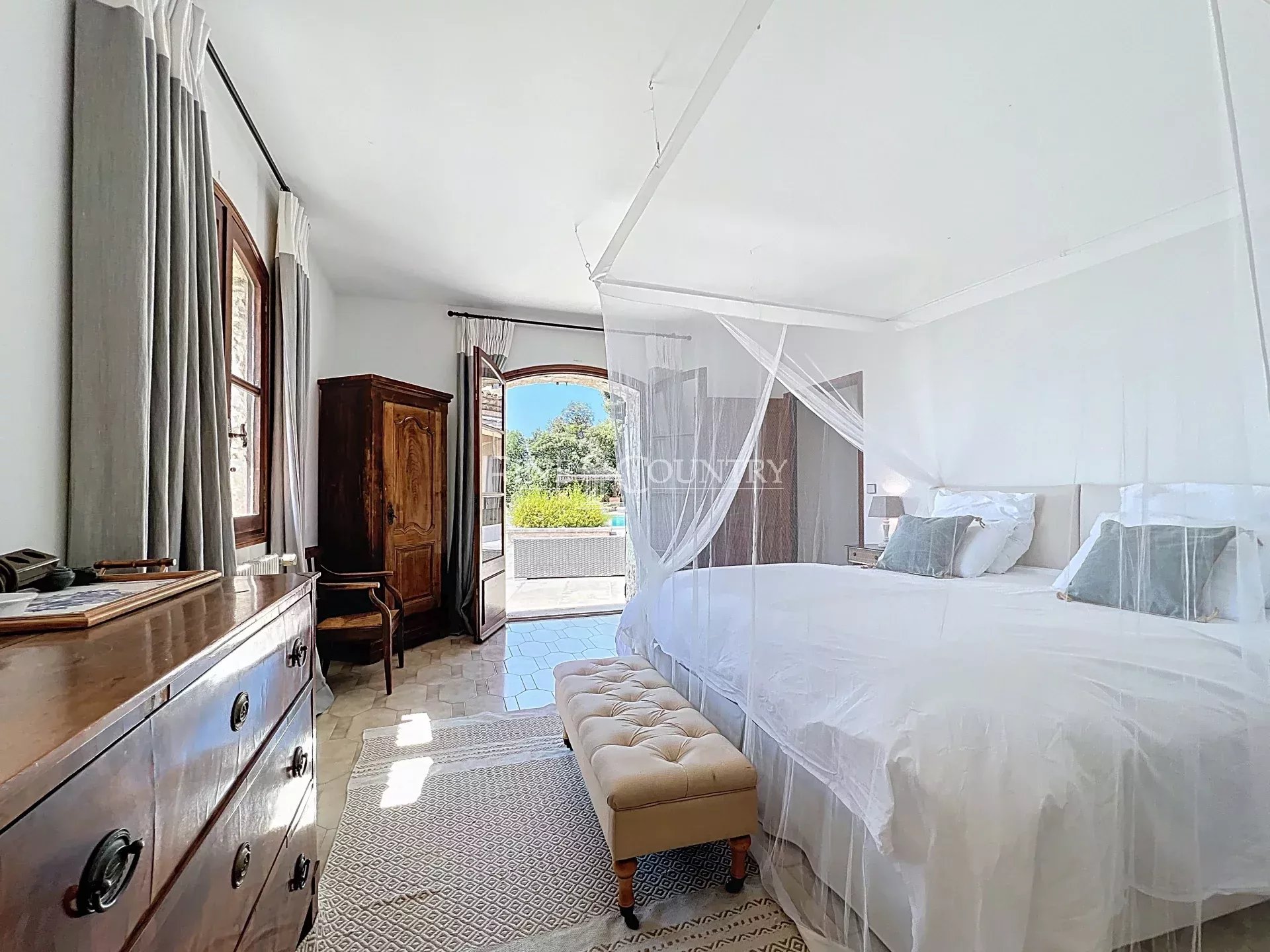 Photo of Estate for sale in Grasse