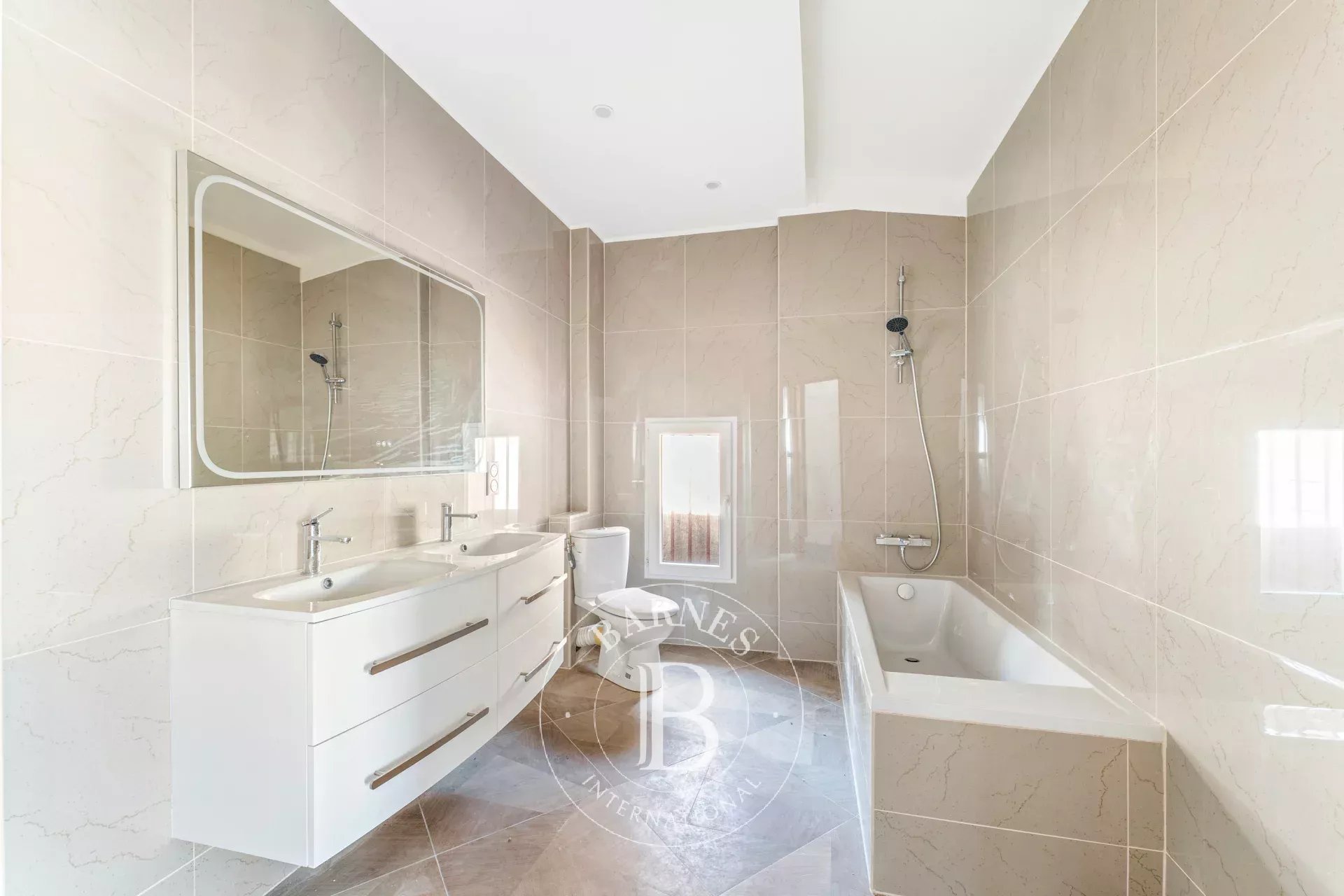 Marseille  - Ensemble immobilier  - picture 19