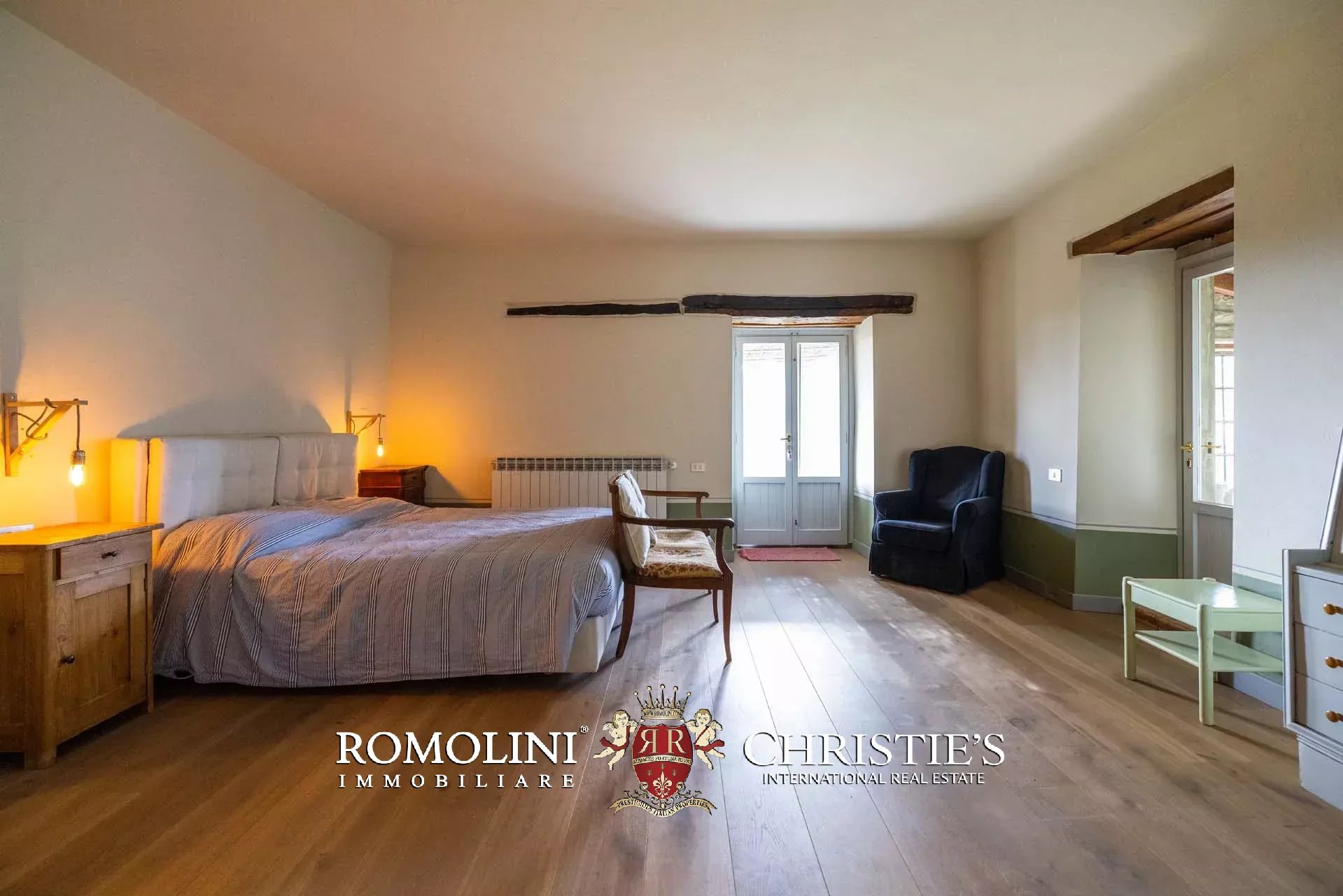 5 Bedroom Villa/Townhouse's Image 42