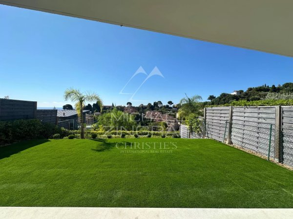 Magnificent 3-room apartment 60 sqm with a 150 sqm private garden — photo 5