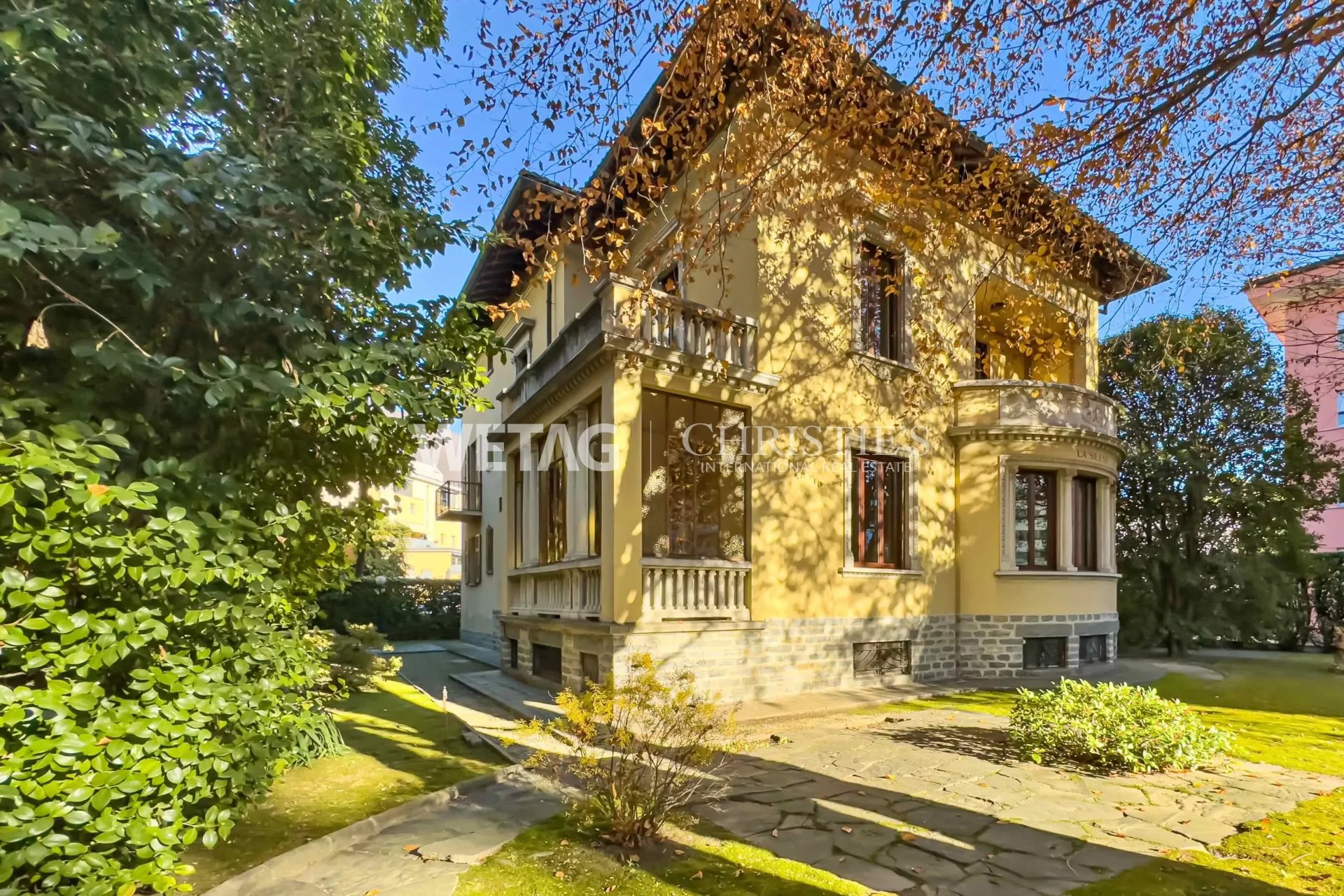 7 Bedroom Villa/Townhouse's Image 9