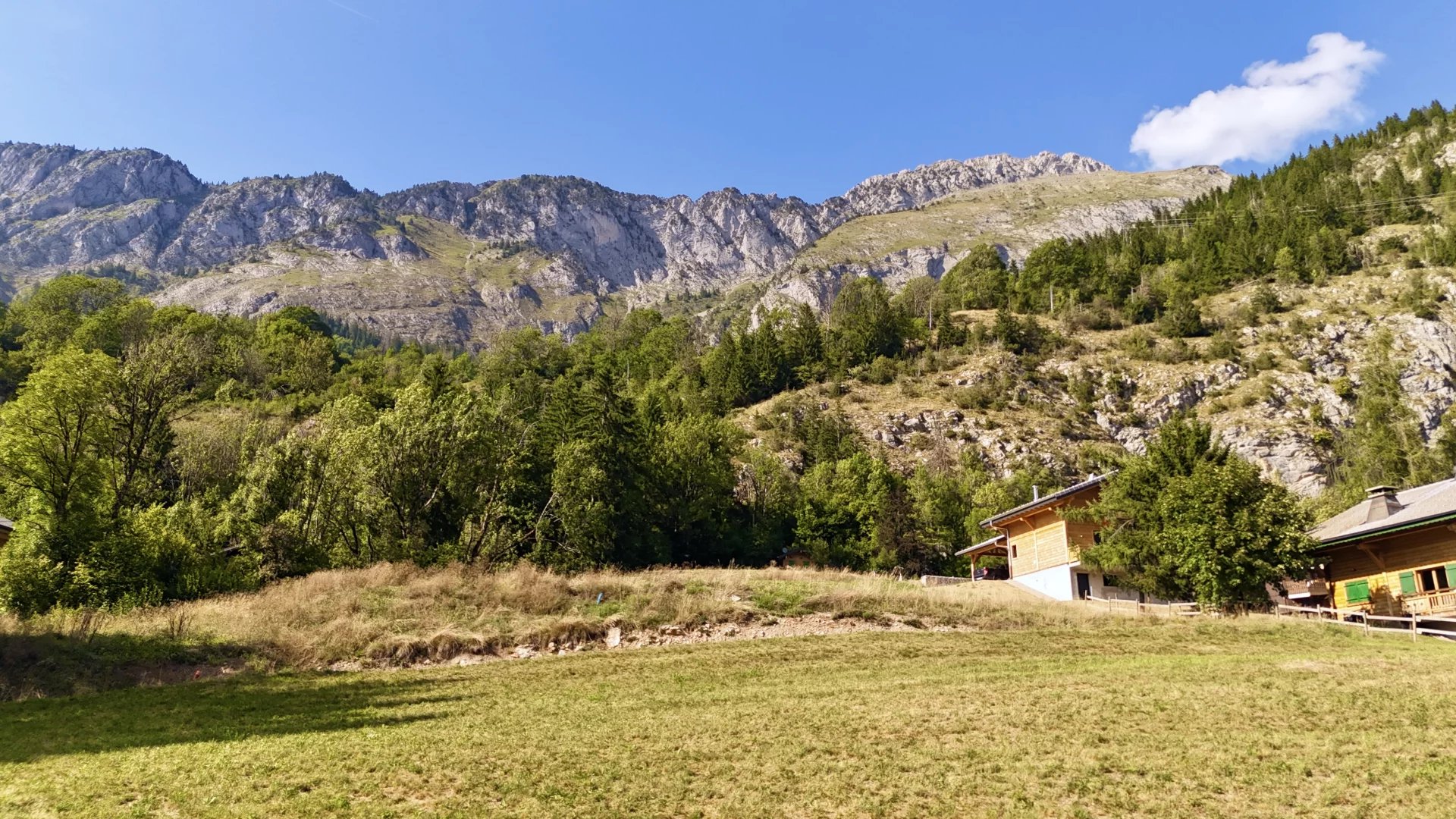 Building plot in Abondance, south-facing with unobstructed mountain views