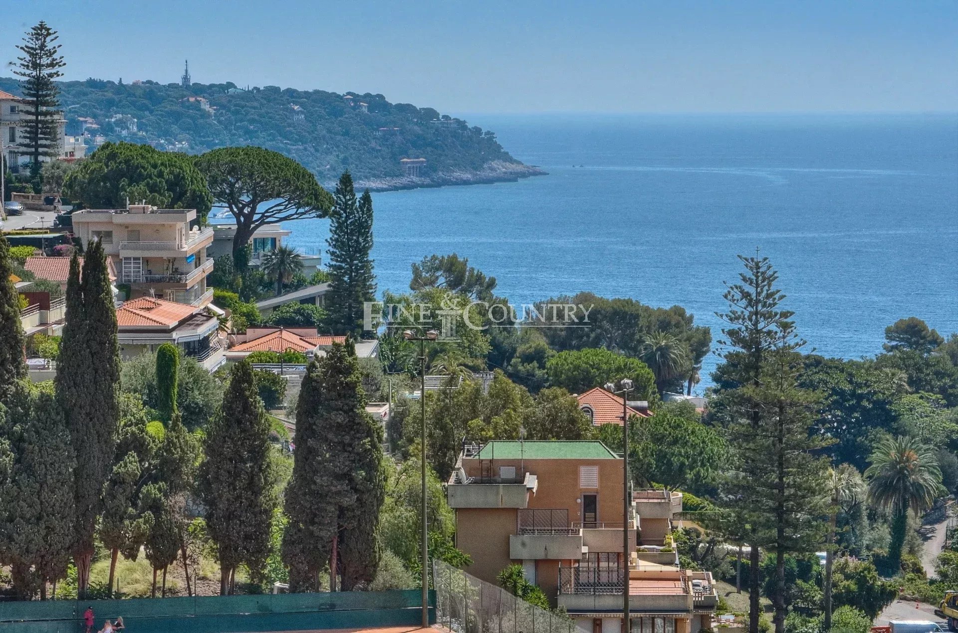 Photo of Penthouse-Villa for sale on the edge of Monaco, with sea Views