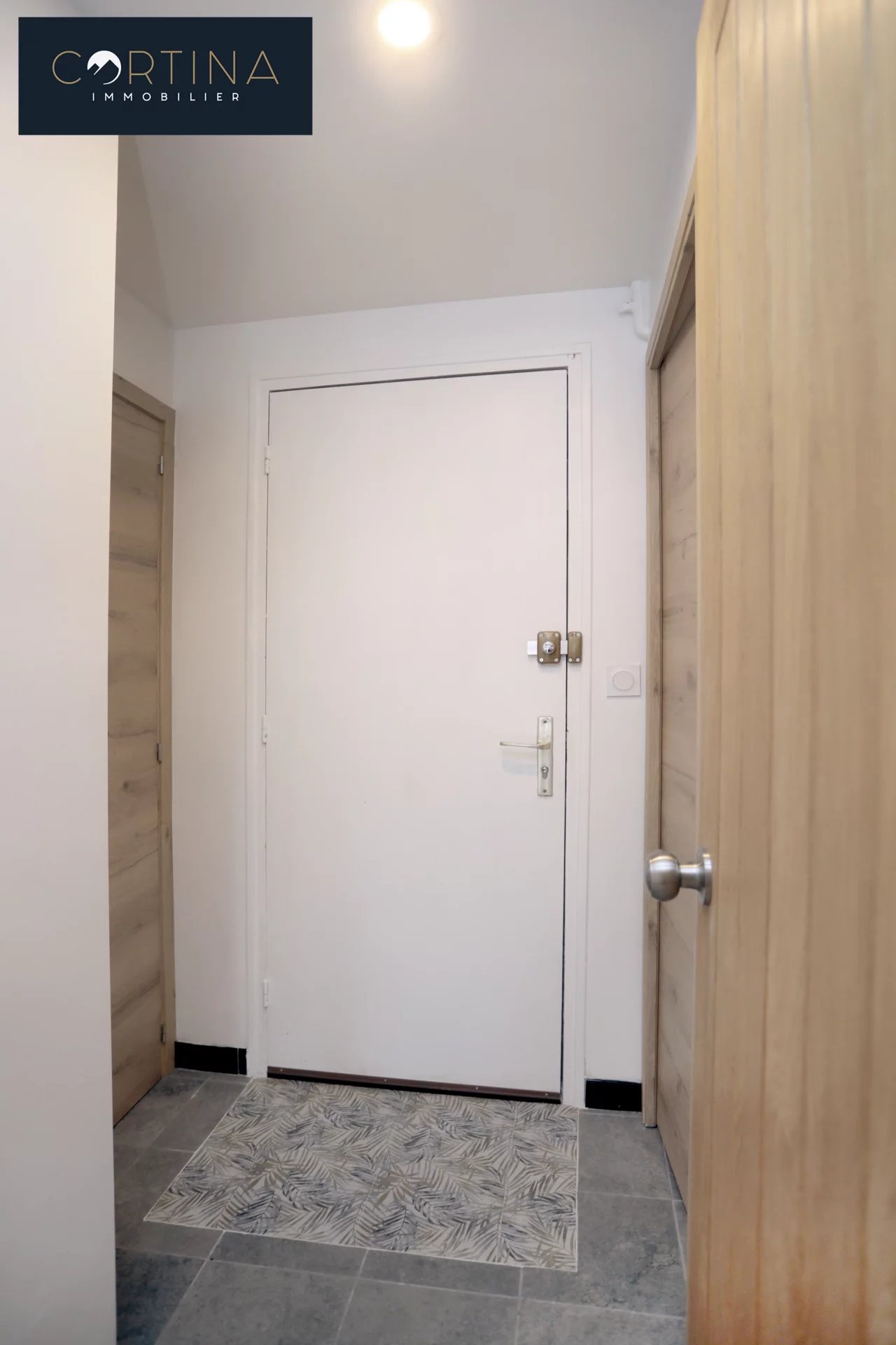 VIOLETTES 52 — Appartement pour 6 personnes