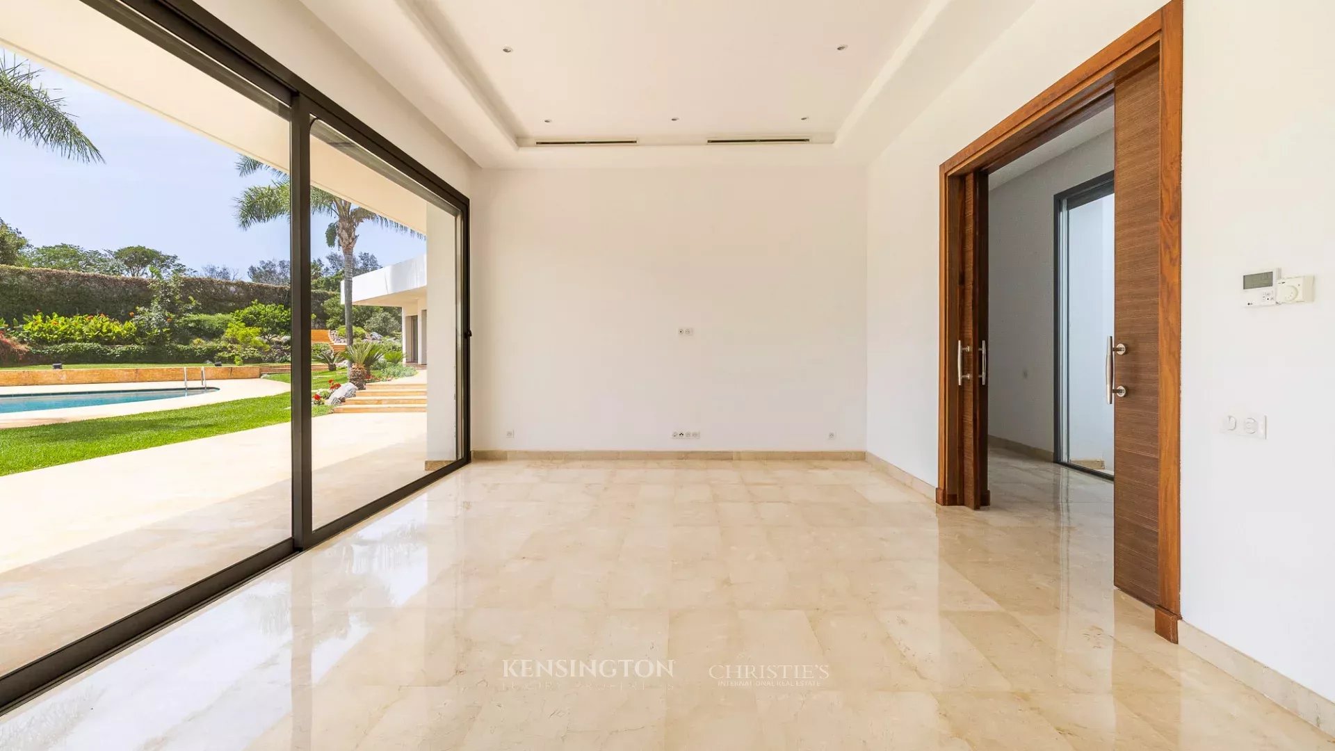 4 Bedroom Villa/Townhouse's Image 16