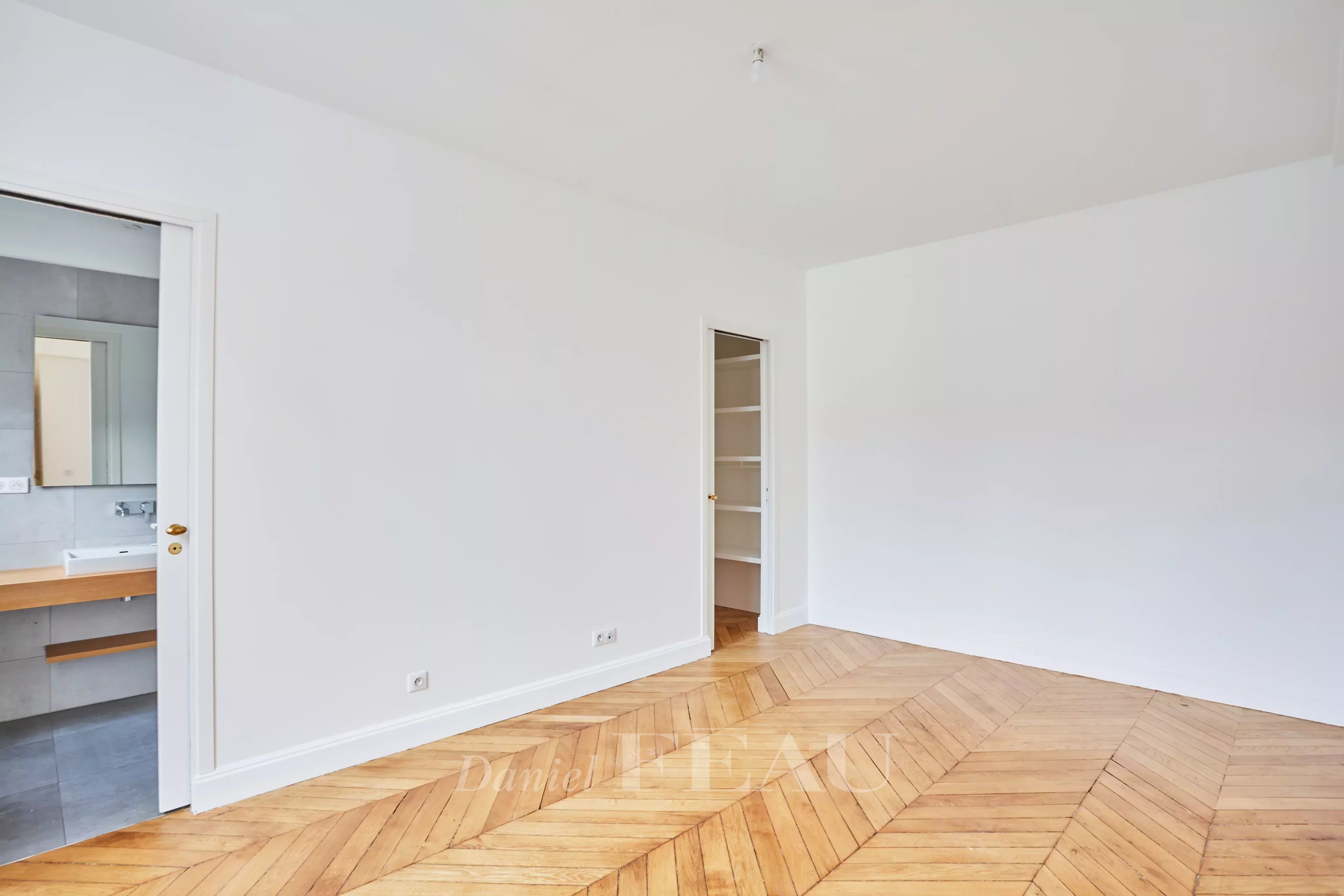 Rental Apartment Paris 8th