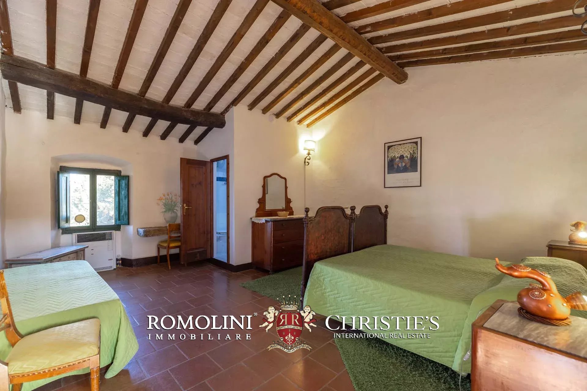 10 Bedroom Villa/Townhouse's Image 63