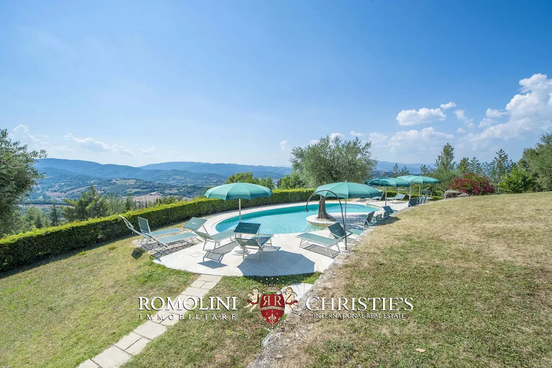 10 Bedroom Villa/Townhouse's Image 29