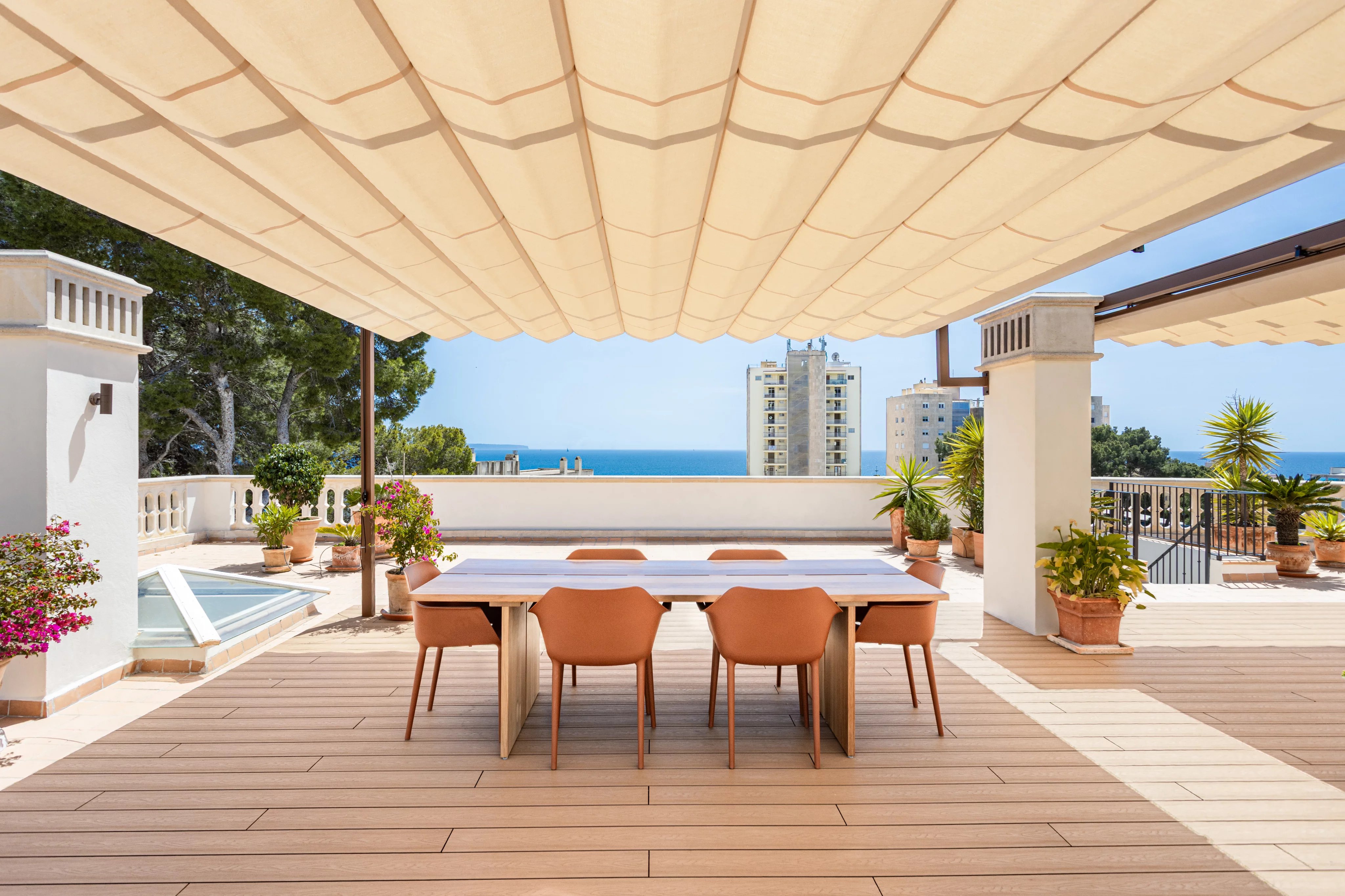 Penthouse avec grandes terrasses et vue sur la mer à Sant Agustí