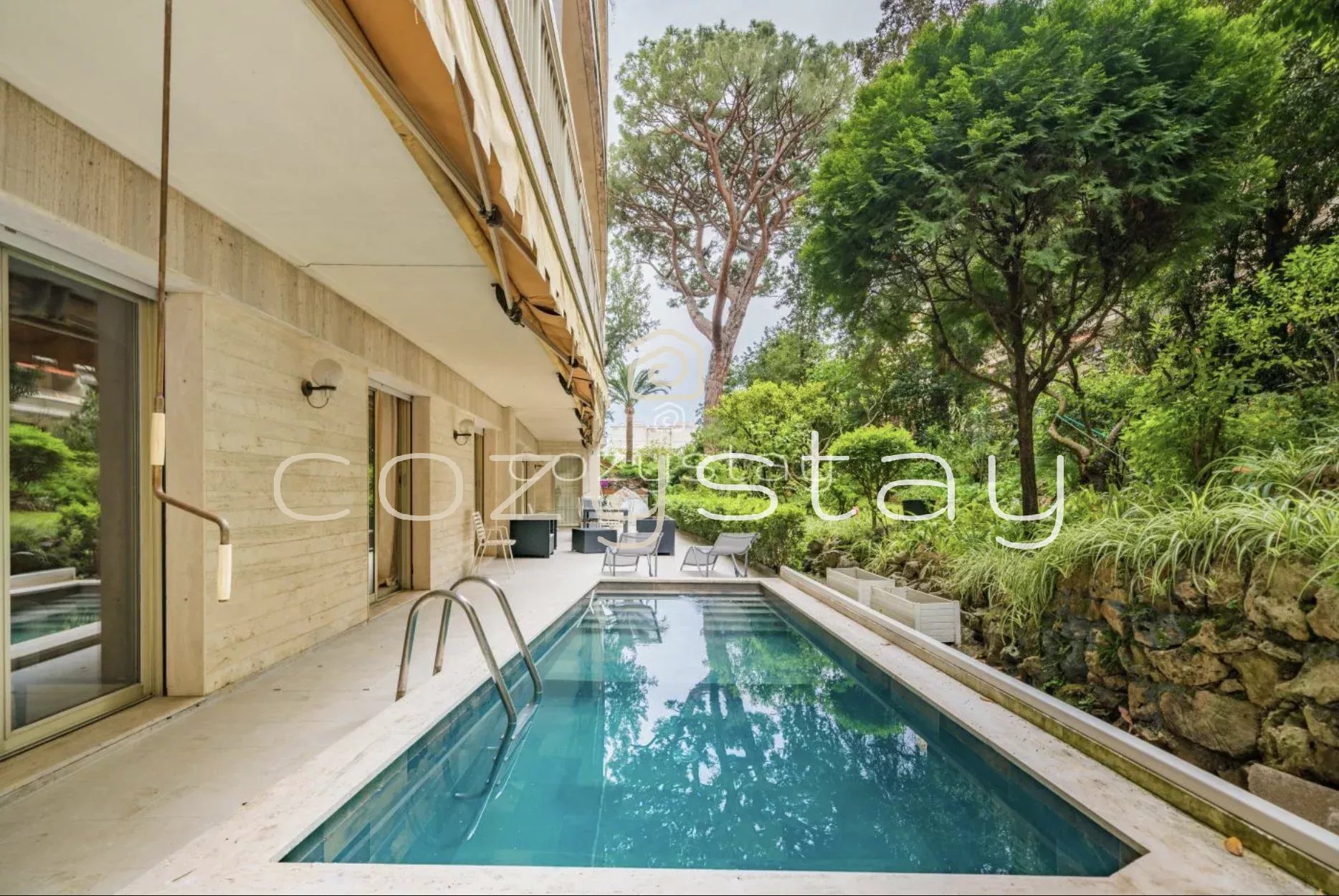 Magnifique 4 pièces de 130m² avec piscine privative