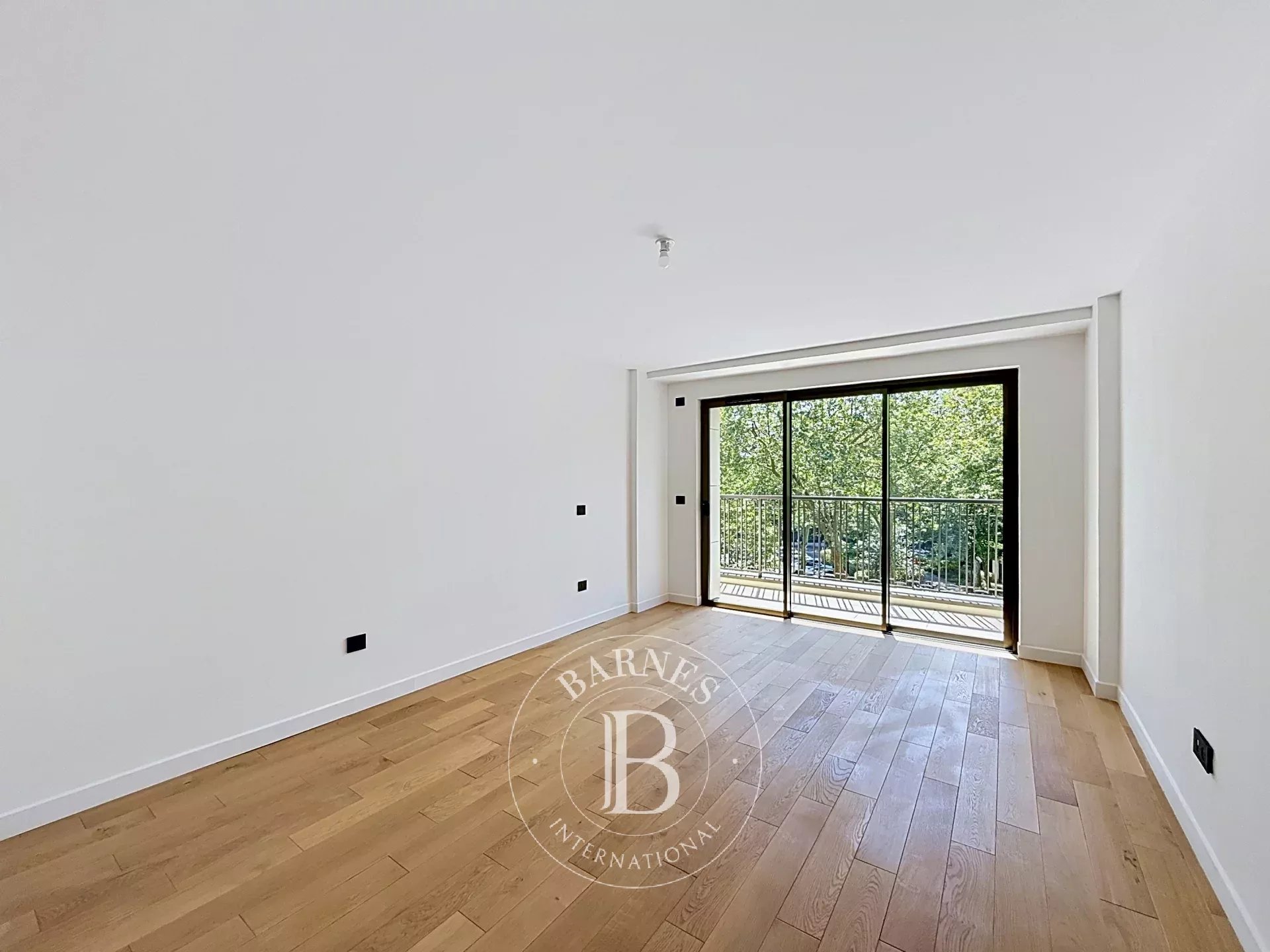 Neuilly-sur-Seine  - Piso 5 Cuartos 3 Habitaciones - picture 9