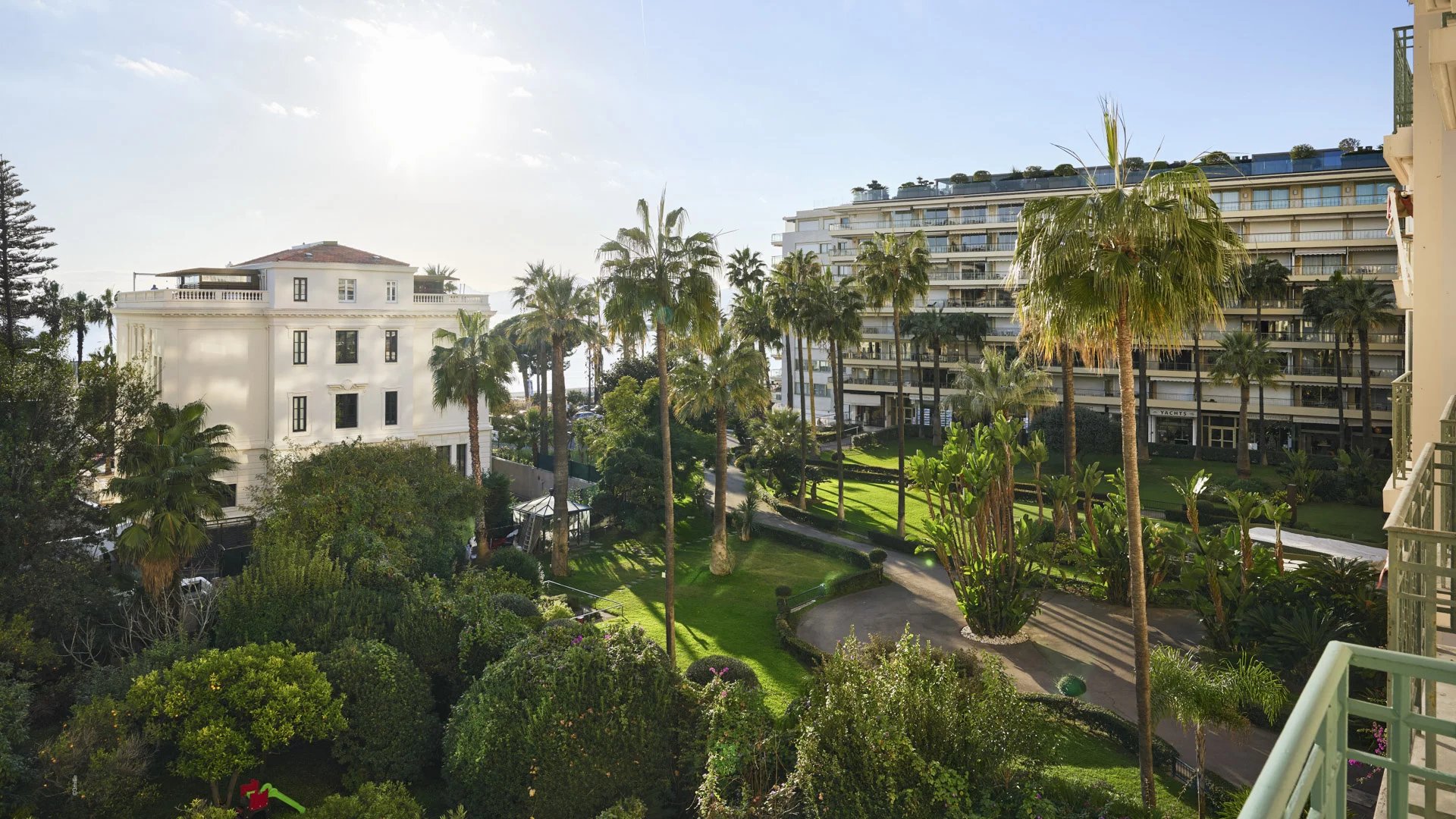 Sale Apartment Cannes Arrière Croisette