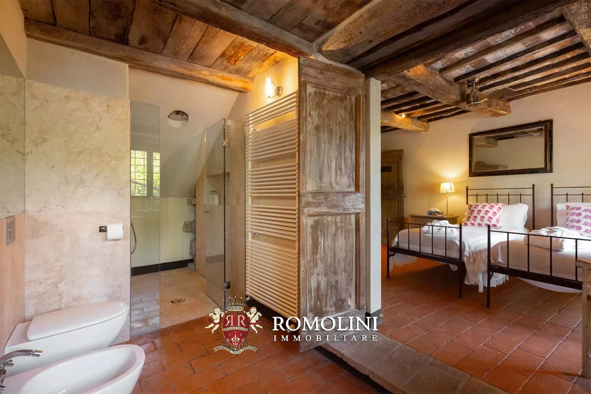 8 Bedroom Villa/Townhouse's Image 65